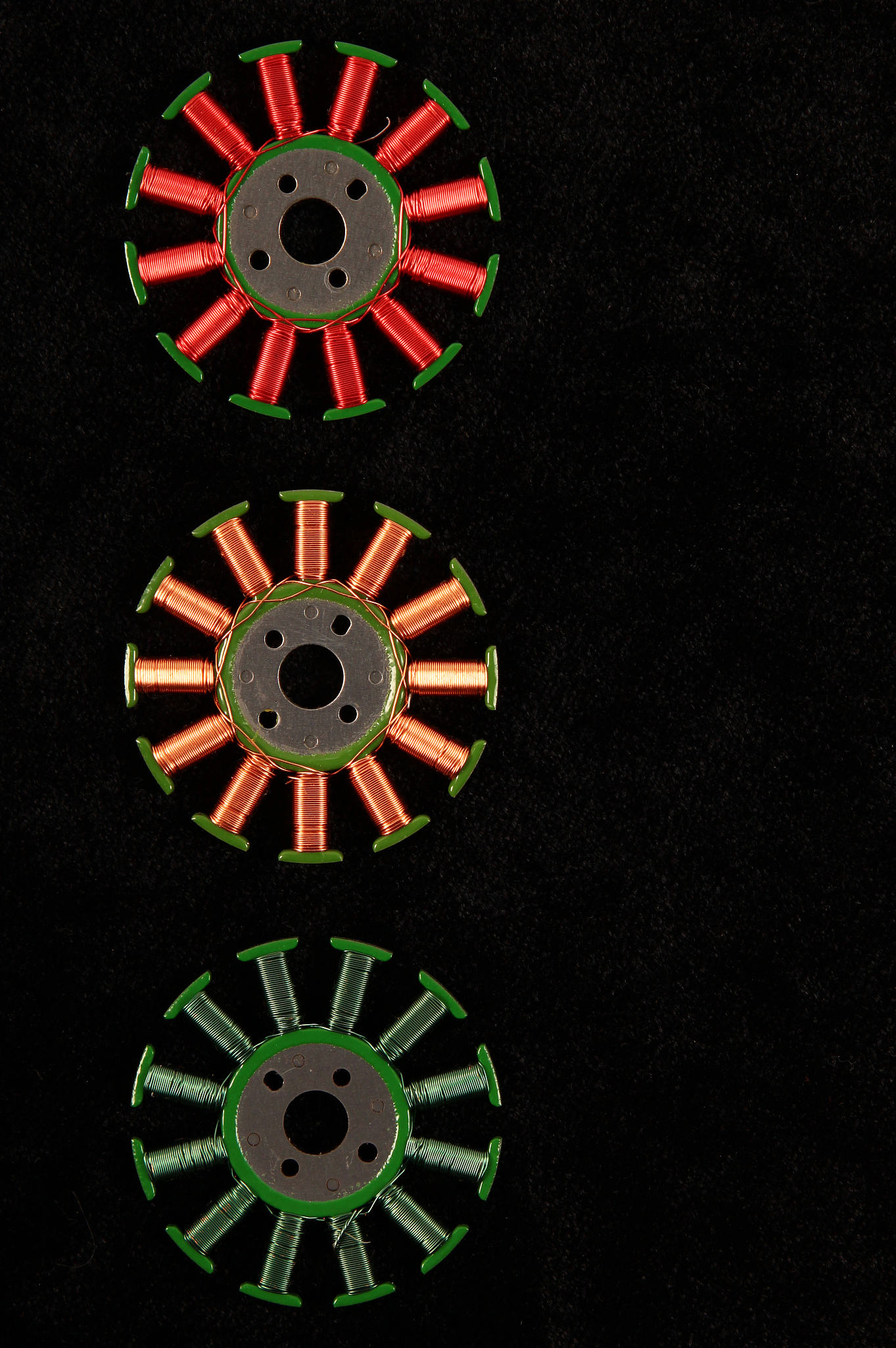 10KW400V50HZ三相永磁同步发电机定子如何设计绕组？线圈匝数是多少