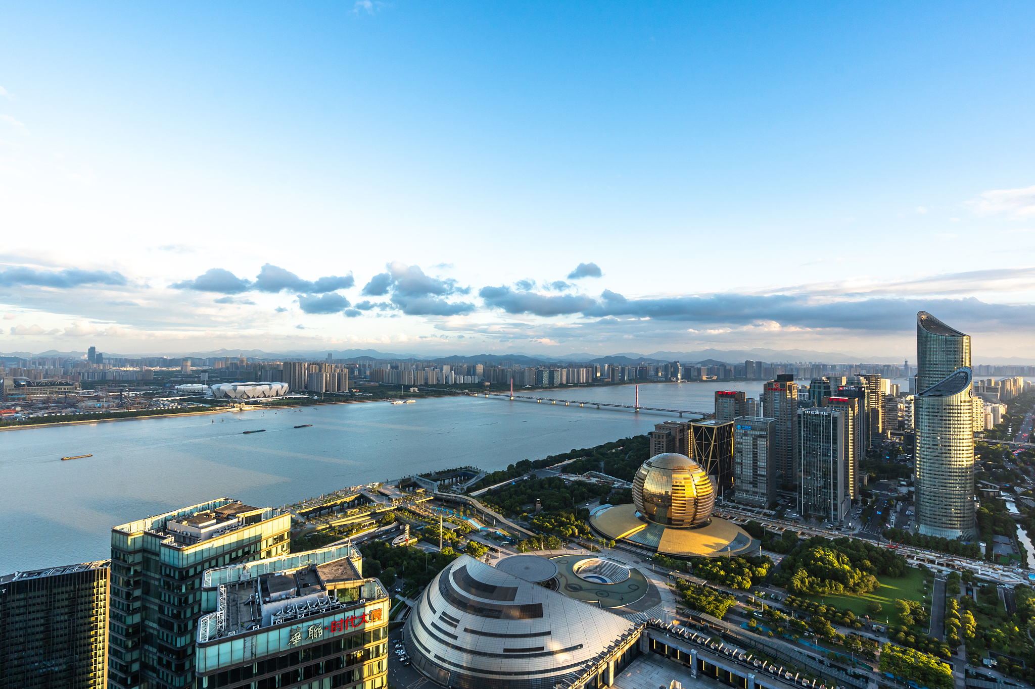 杭州钱江新城城市天际线