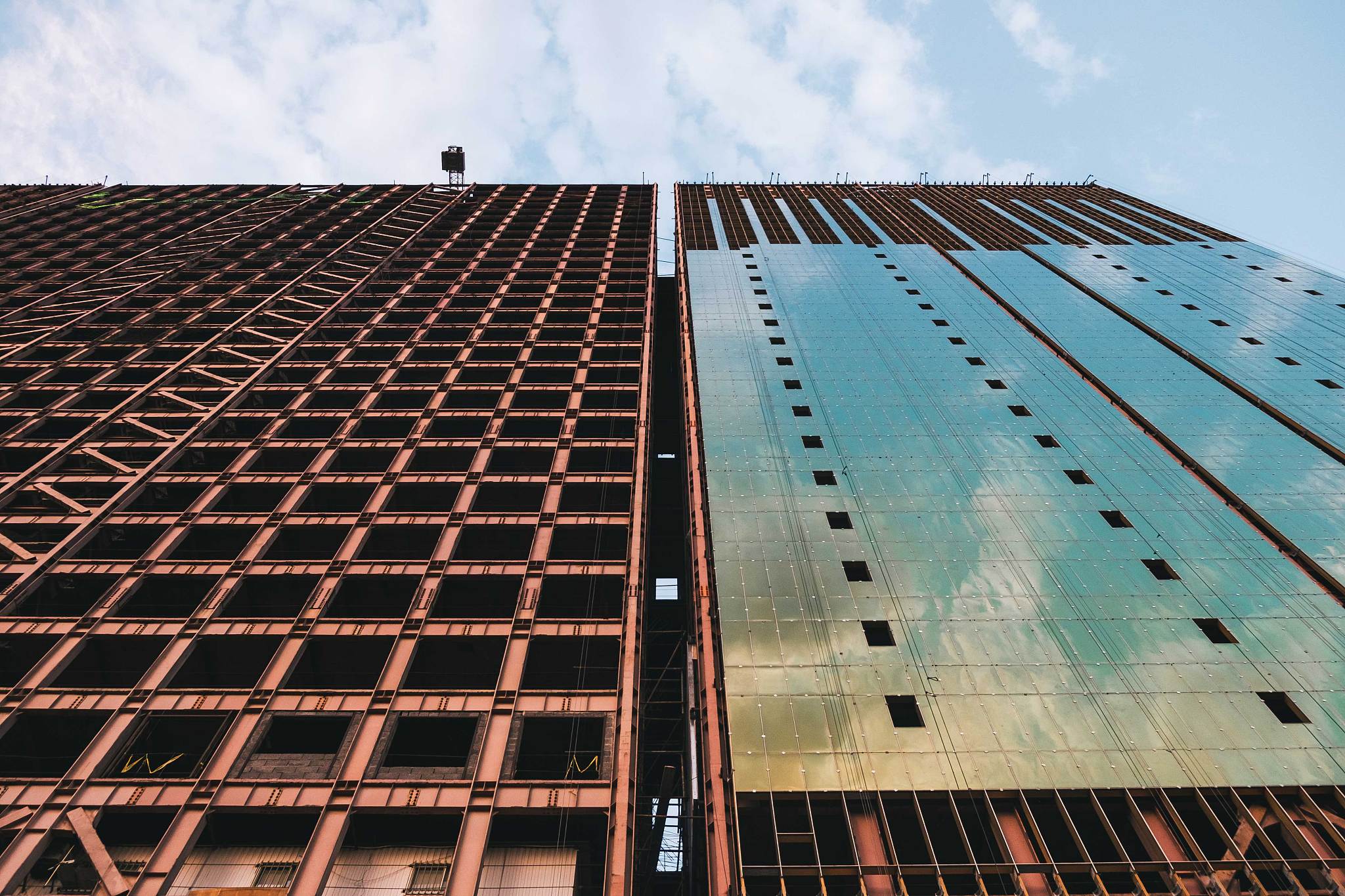 贵州林东矿业集团技工学校2023招生专业：矿井通风与安全专业就业前景如何？