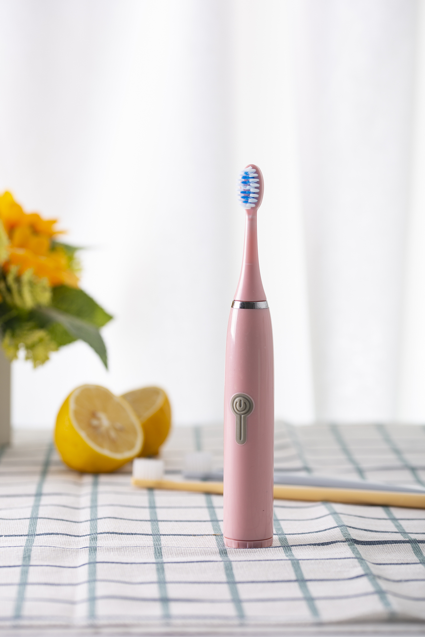 电动牙刷成人款充电式C好评 - 清洁力强，颜值高！