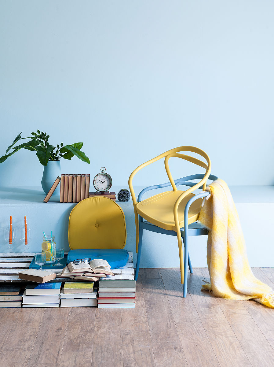 室内环境艺术设计中的软装饰材料应用研究综述