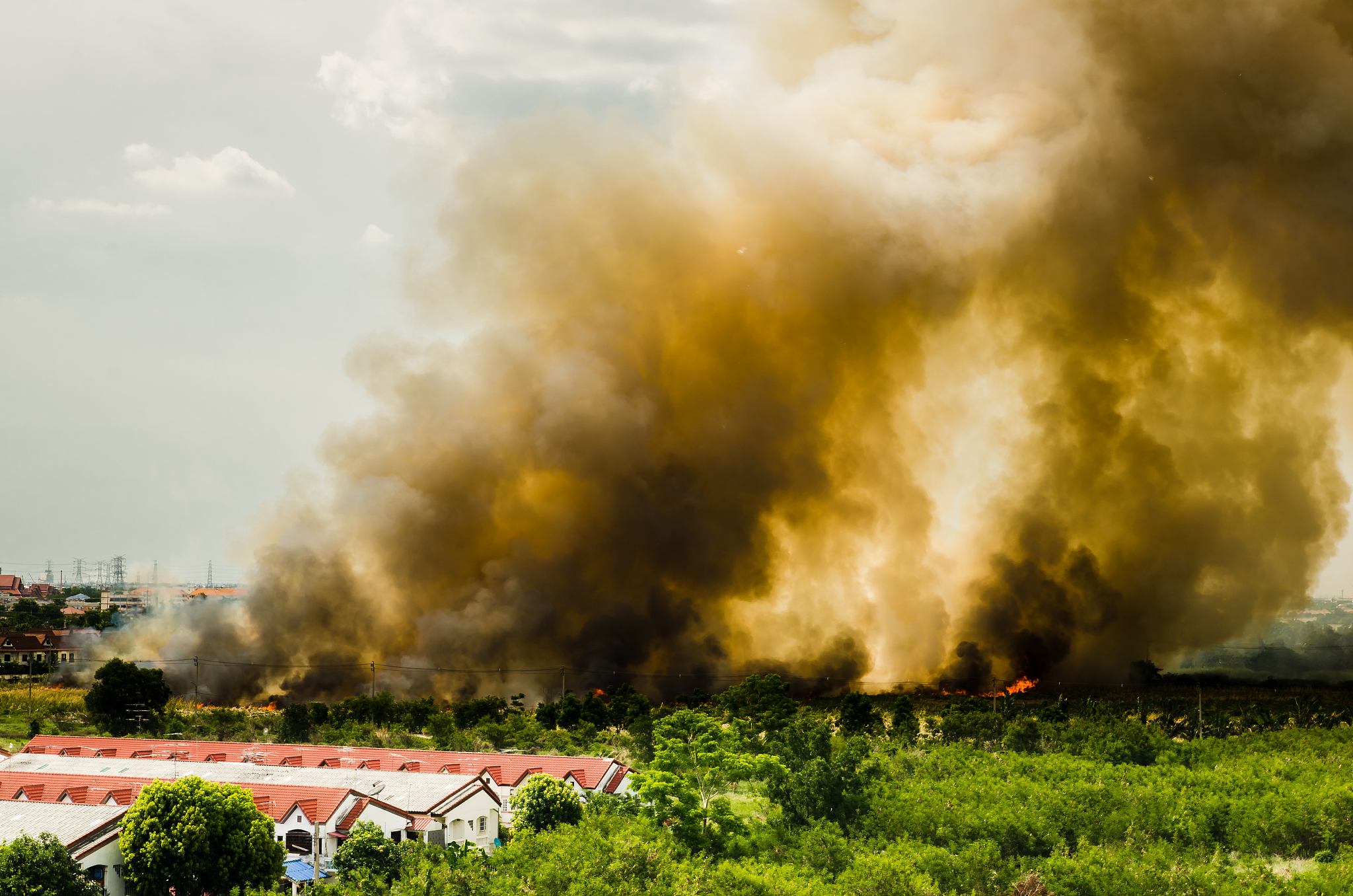 fire in the city overview.