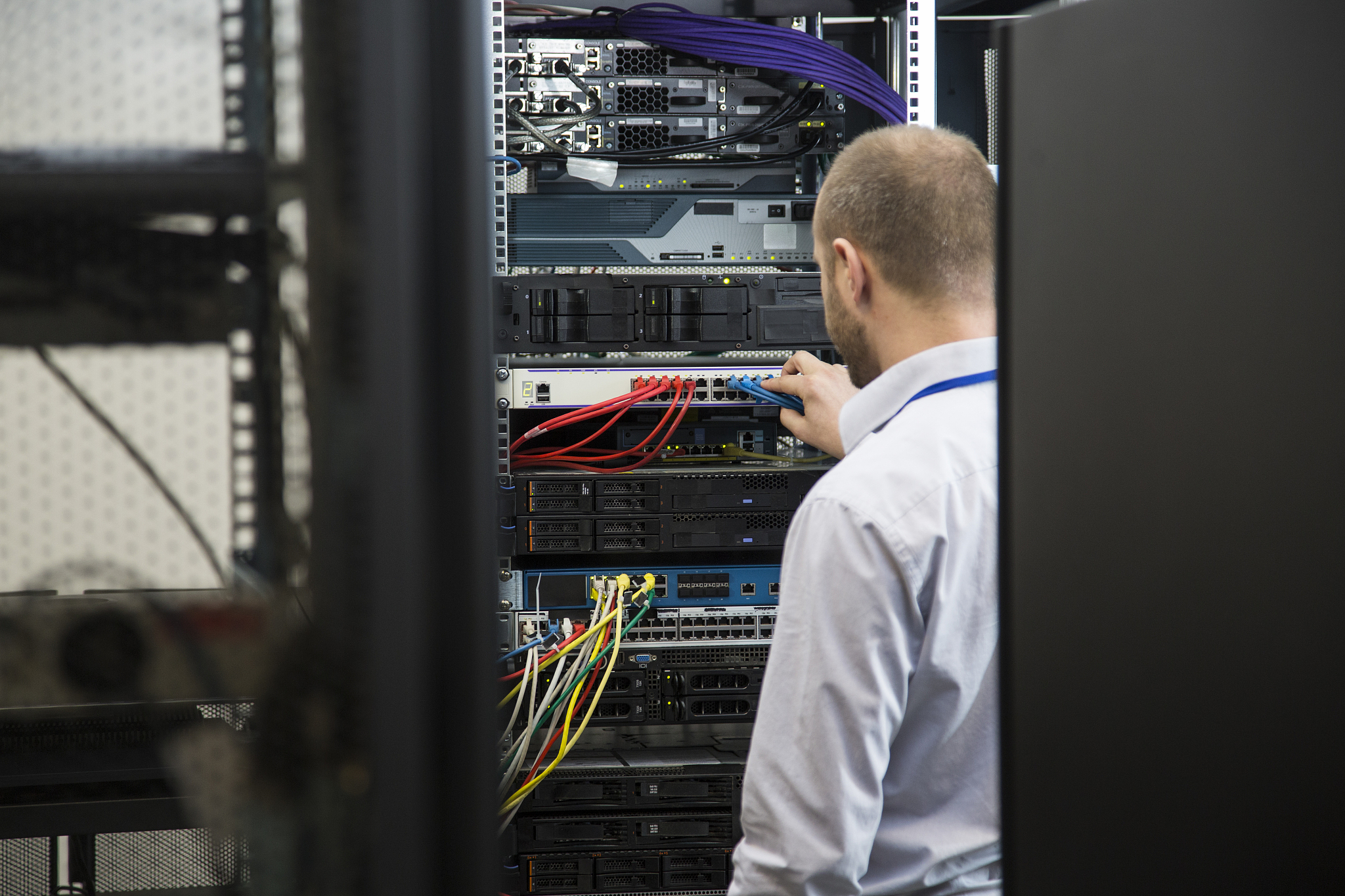 浙江初中女生学计算机：2023年热门学校推荐及选择指南