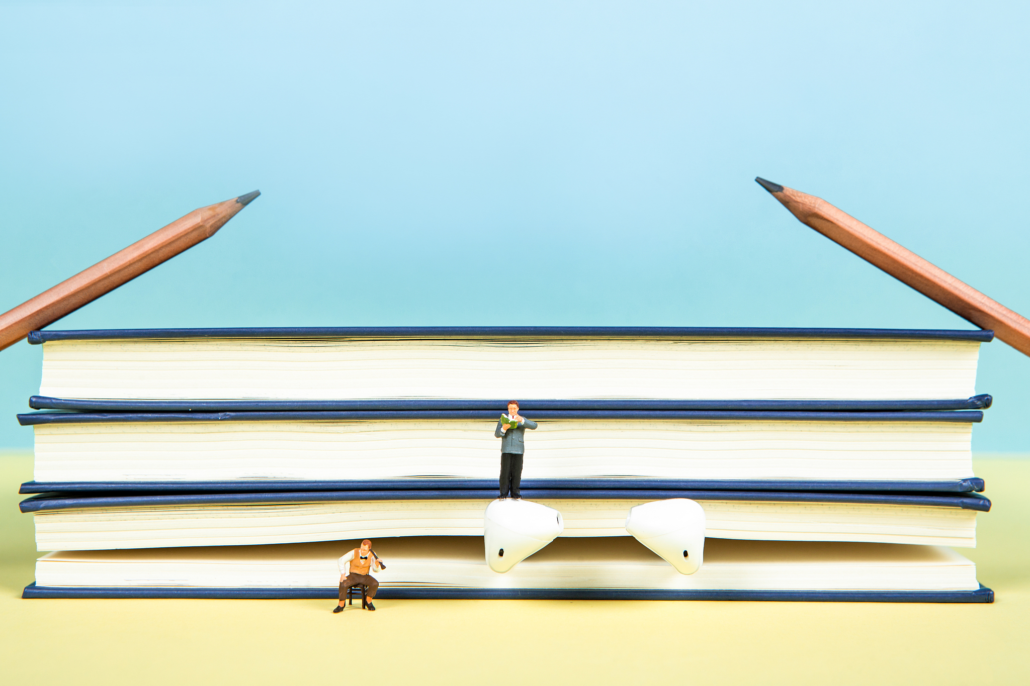 有声小说演播行业的艺名 网名 要3个字组成的 起1000个