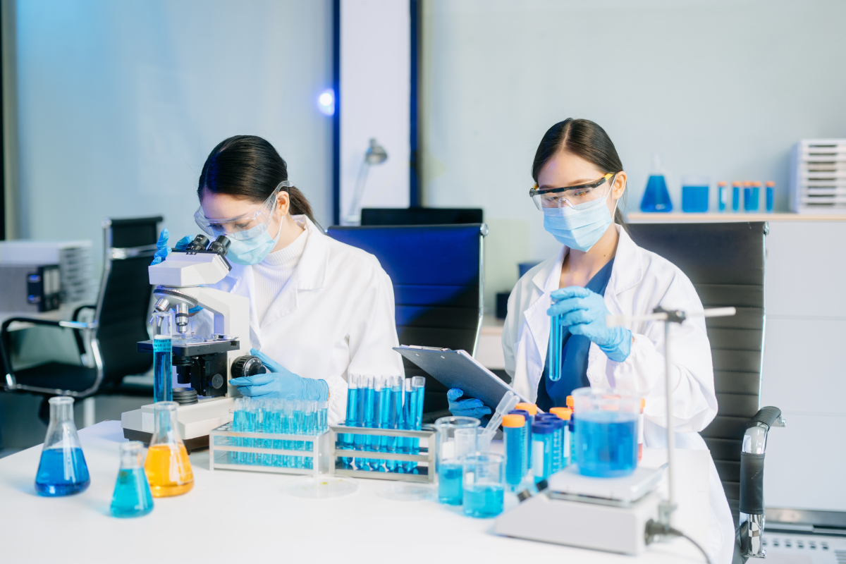 药学专业详解：学习方向、就业前景及发展趋势