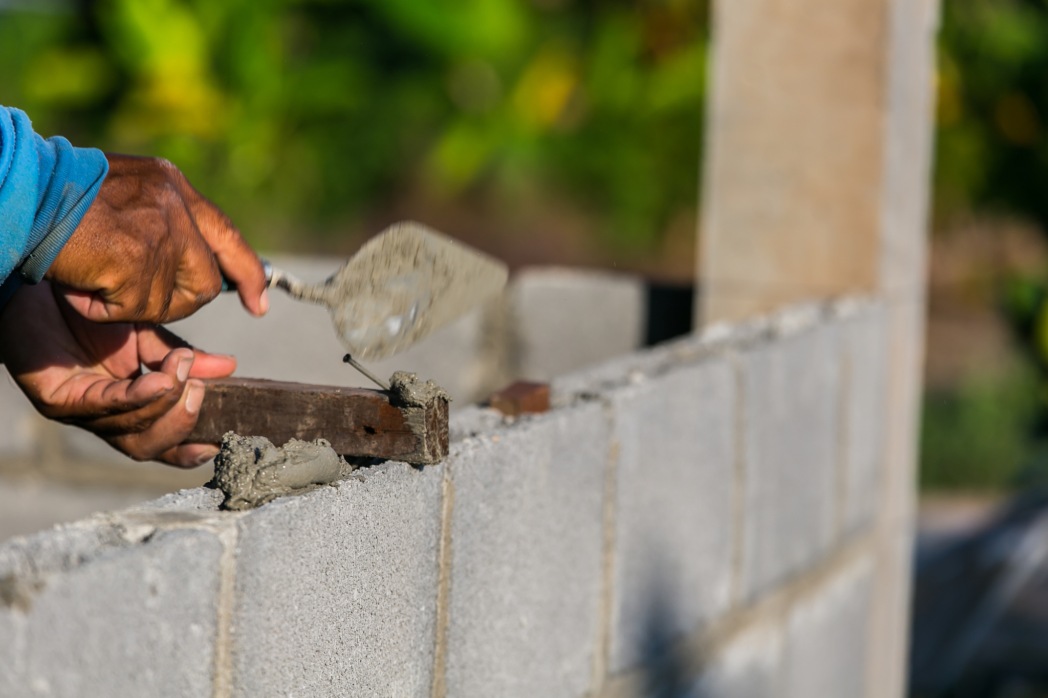 详细阐述合肥轻质抹灰石膏有什么特点写一篇不少于700字的文章要求段落清晰层次分明