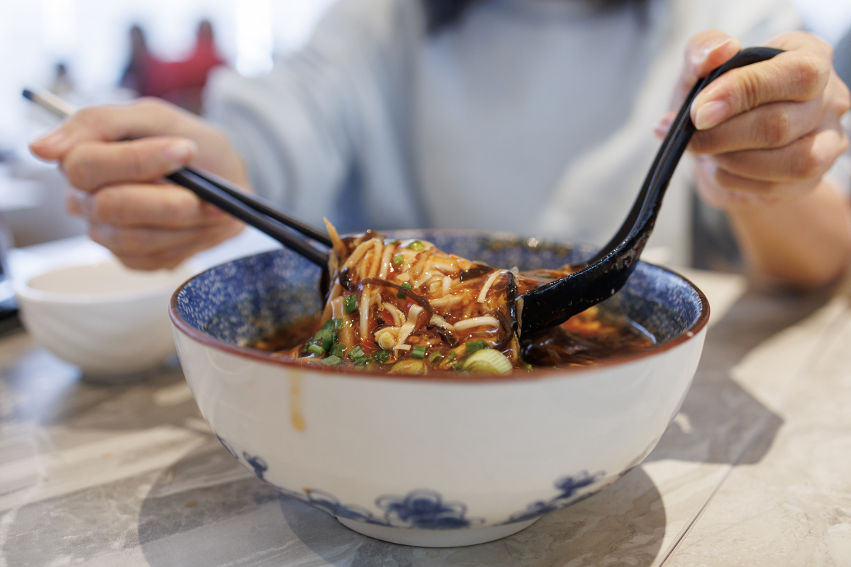 扯面美食视频文案：押韵节奏，食欲大开！