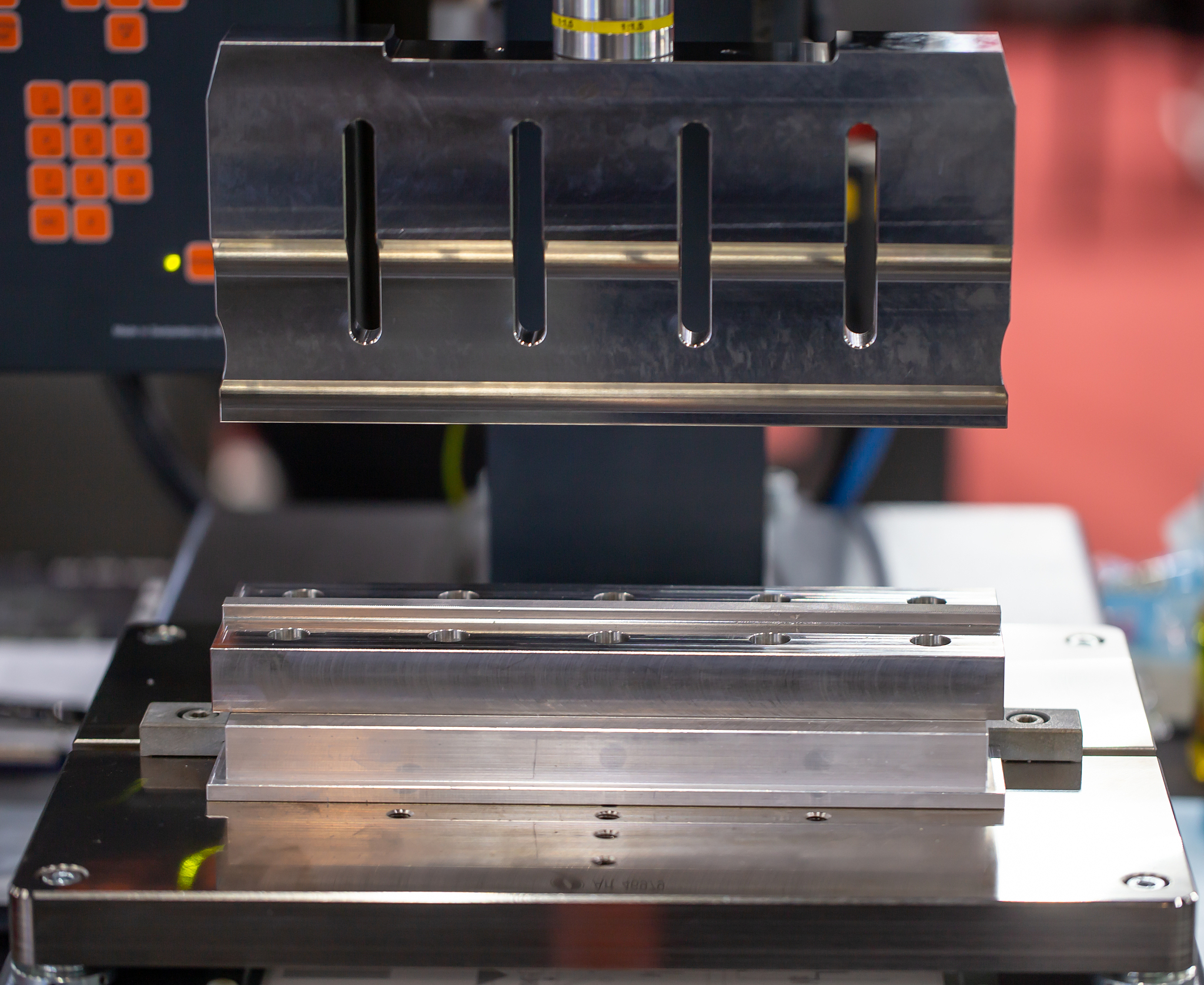 半导体行业中真空封口机选型主要注意哪些参数