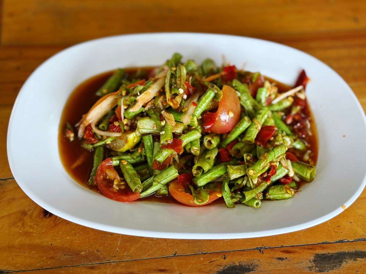 40岁大爷卖腌辣椒，城里买了两套房！秘方免费分享！