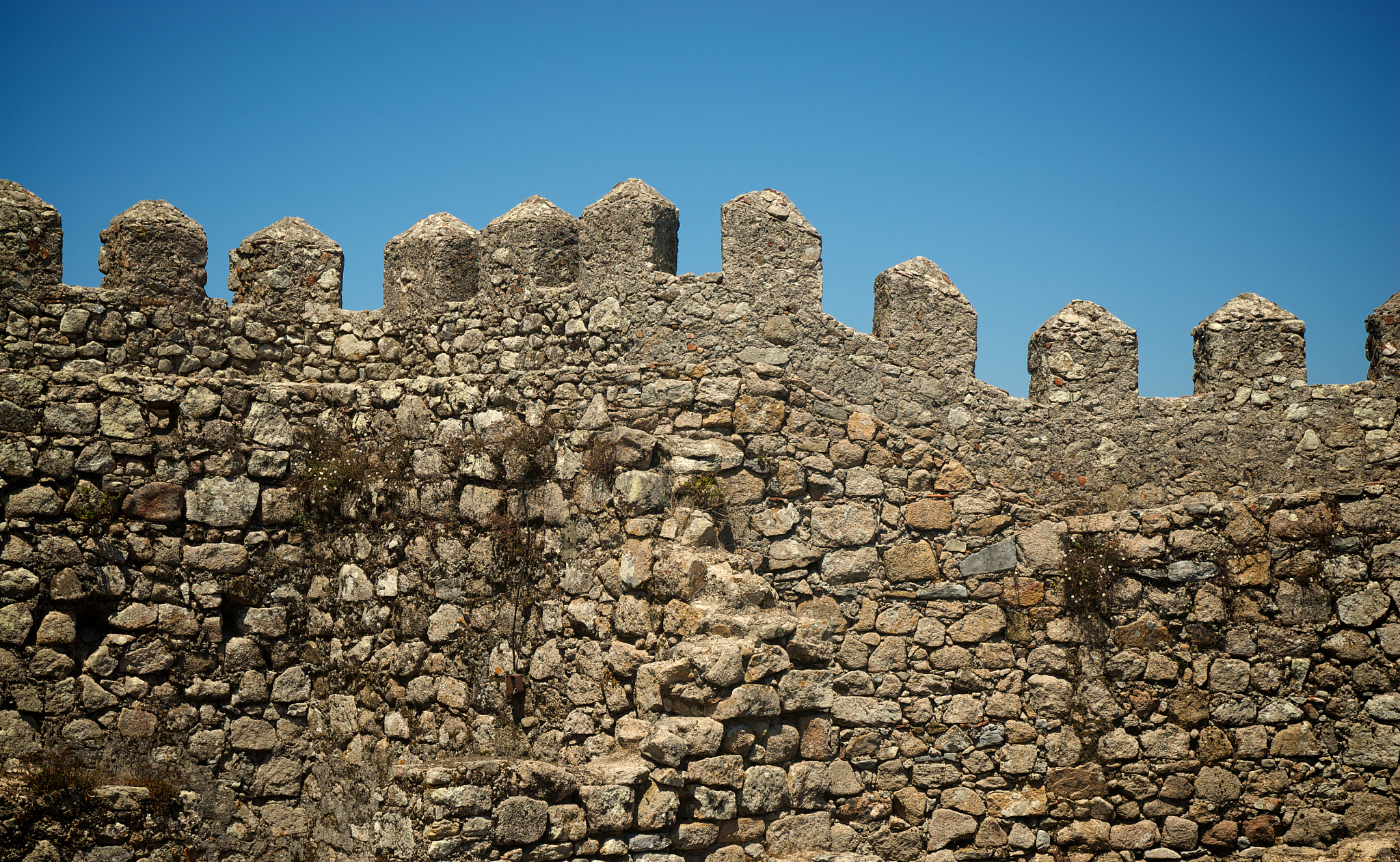 uncontinuos wall