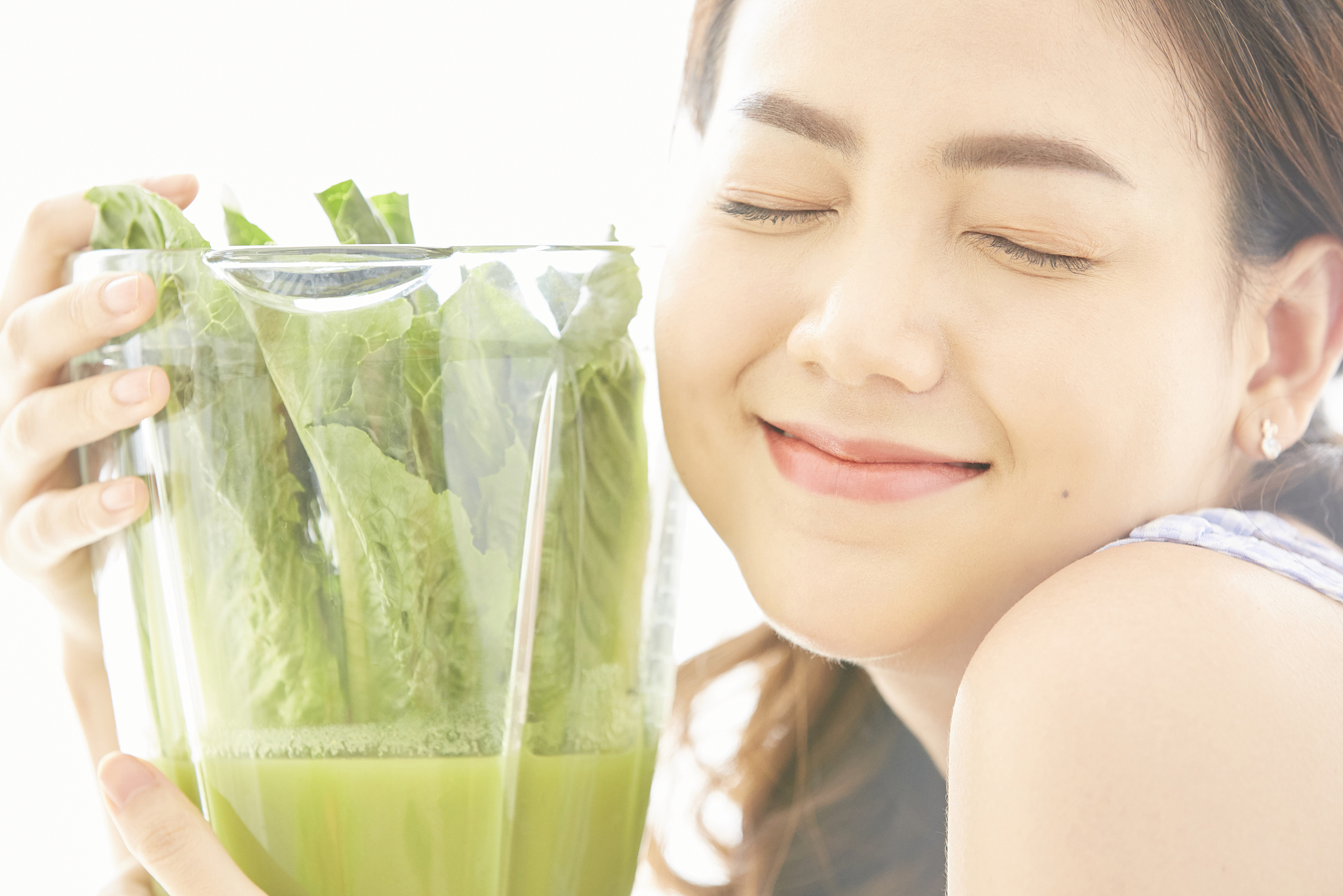 女性保养秘诀：从饮食到心理，全方位呵护你的美丽与健康