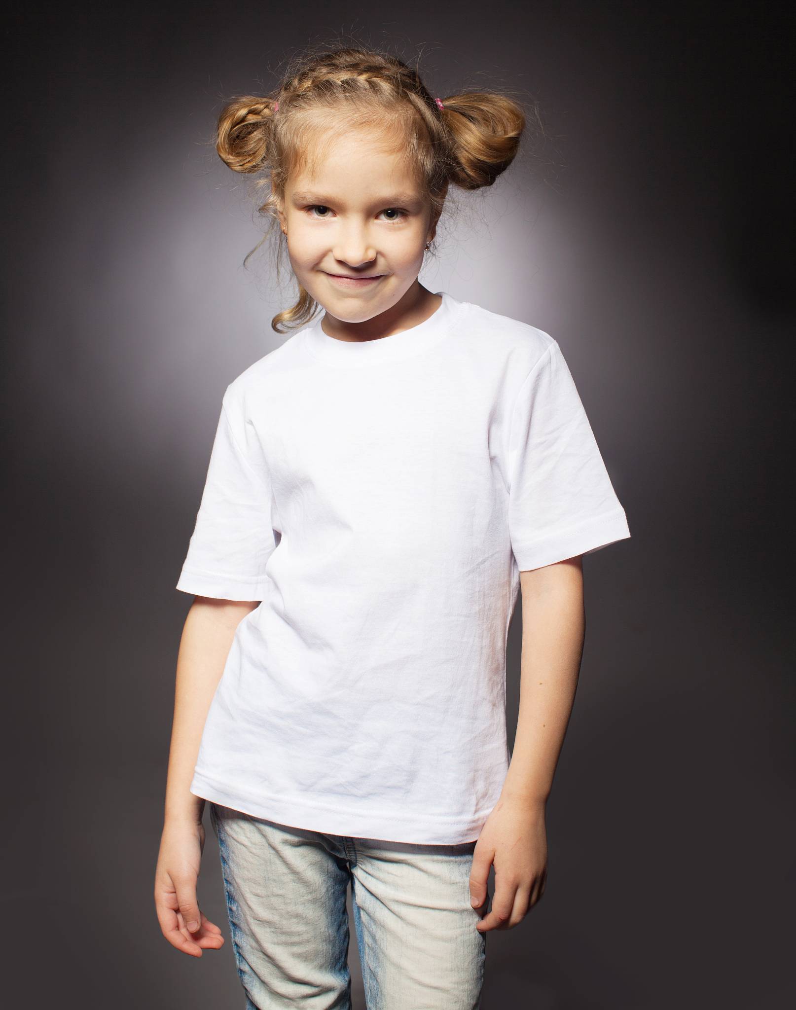 童装服饰细节：打造小公主们的时尚盛宴