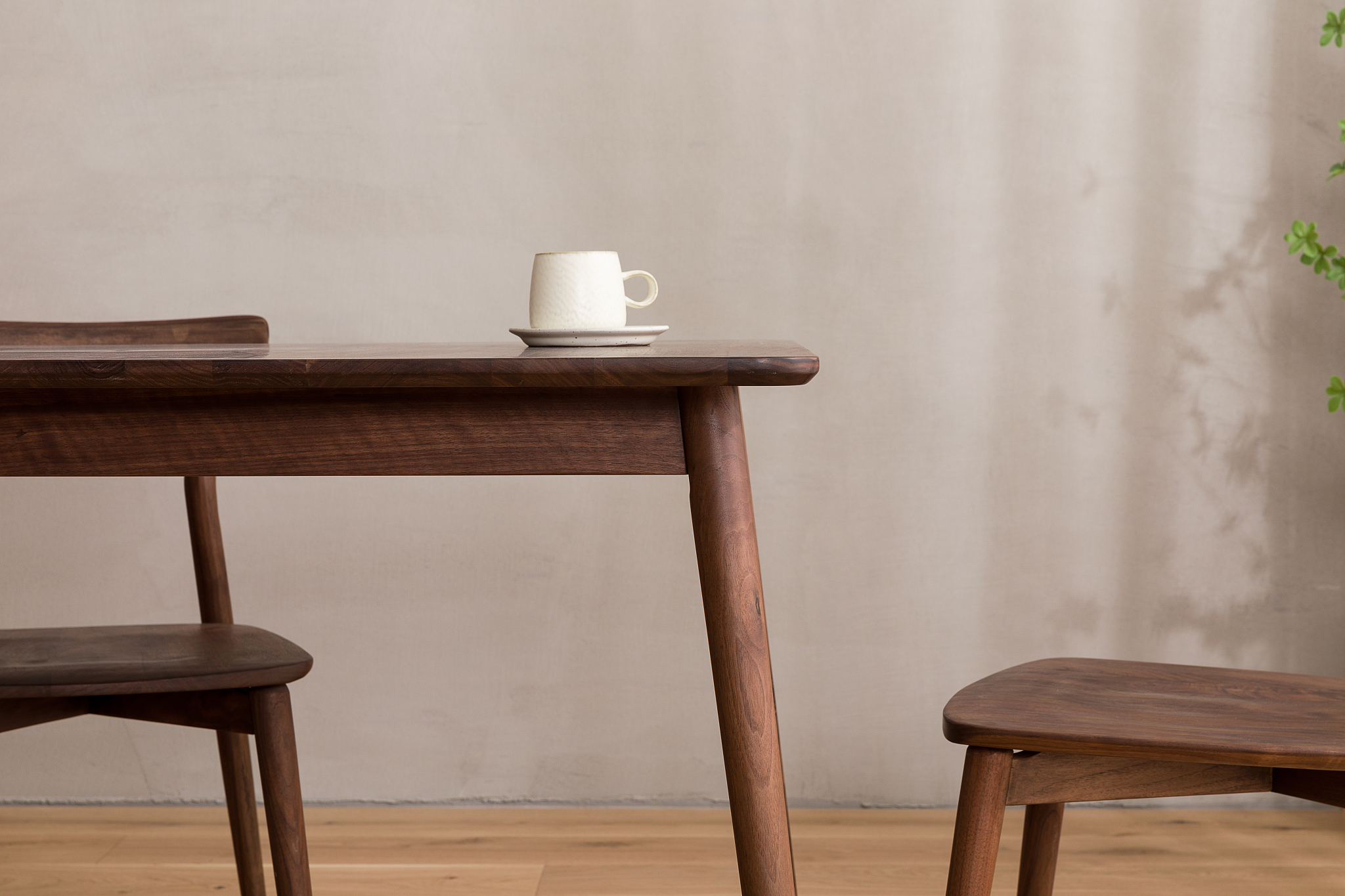 赣州实木餐桌价格_多少钱_最新报价-赣州家具城 赣州实木餐桌价格_多少钱_最新报价-赣州家具城