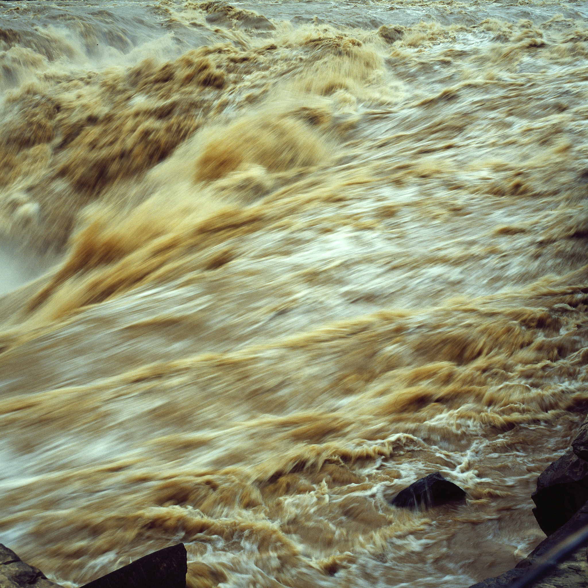黄河流域体育旅游综合体：四维一体，融合体育、旅游、教育、休闲