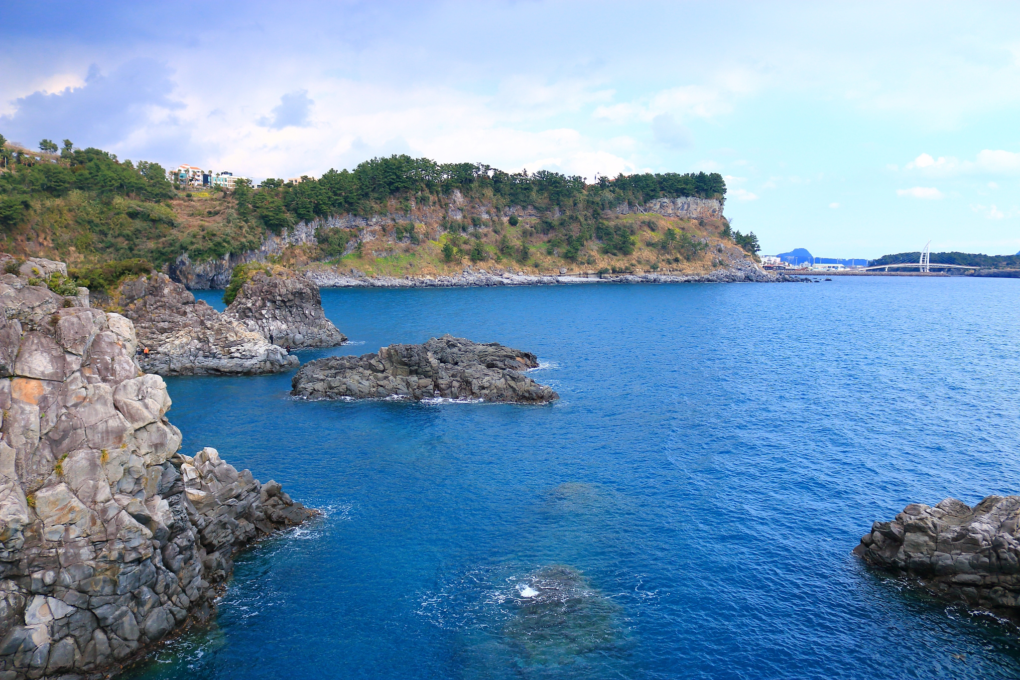 faerie bath, coast, cliff, lava, sea,