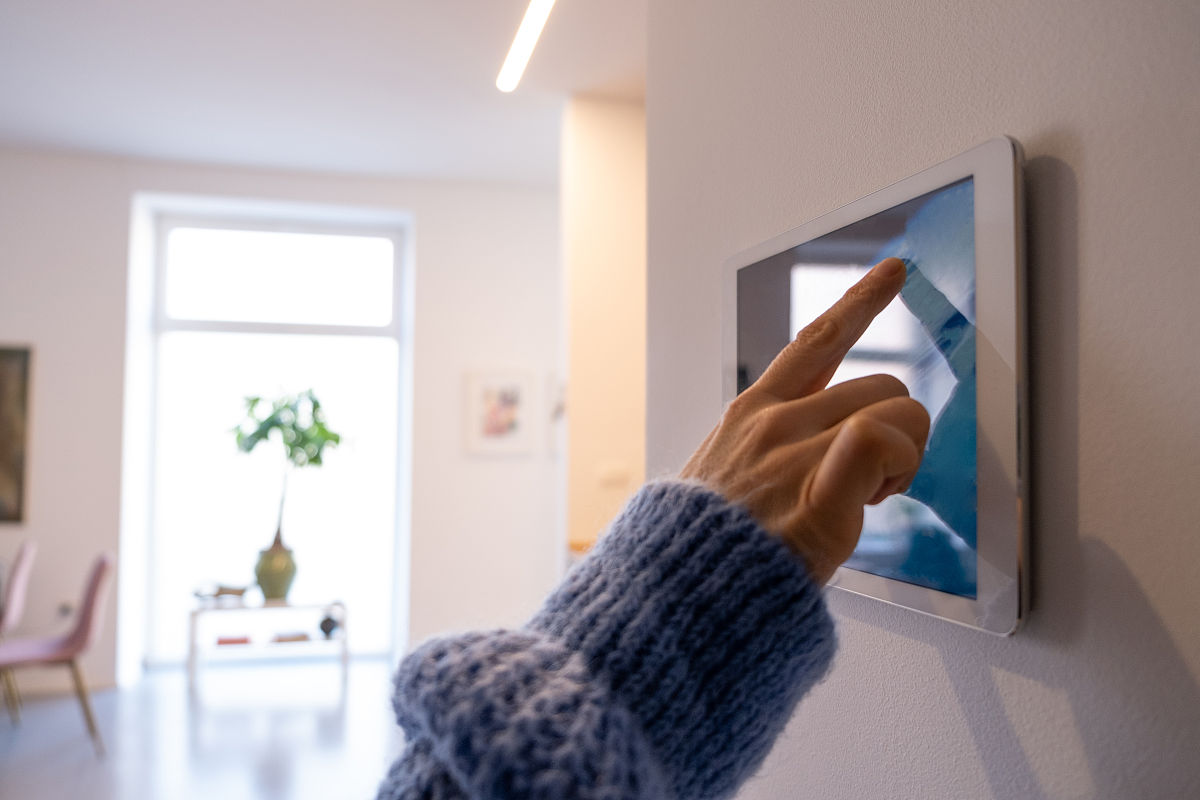 老年人对智能床的需求更强调科技还是情感回答加拓展。