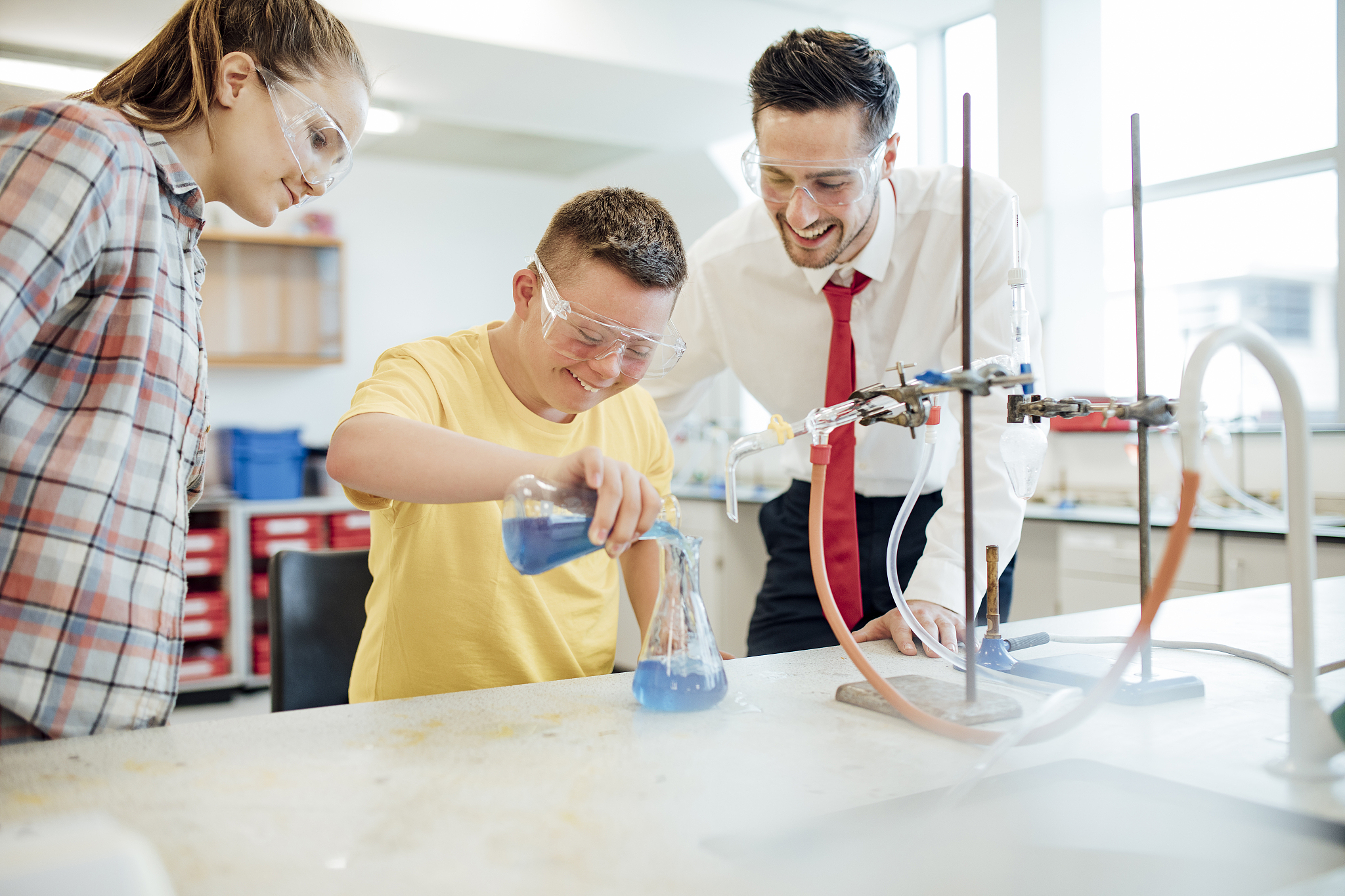 新乡医学院口腔医学招收文科生吗？