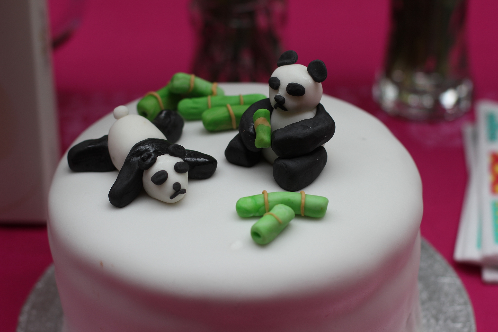 熊猫呗福蛋糕烘焙品牌：以熊猫传递幸福与福气