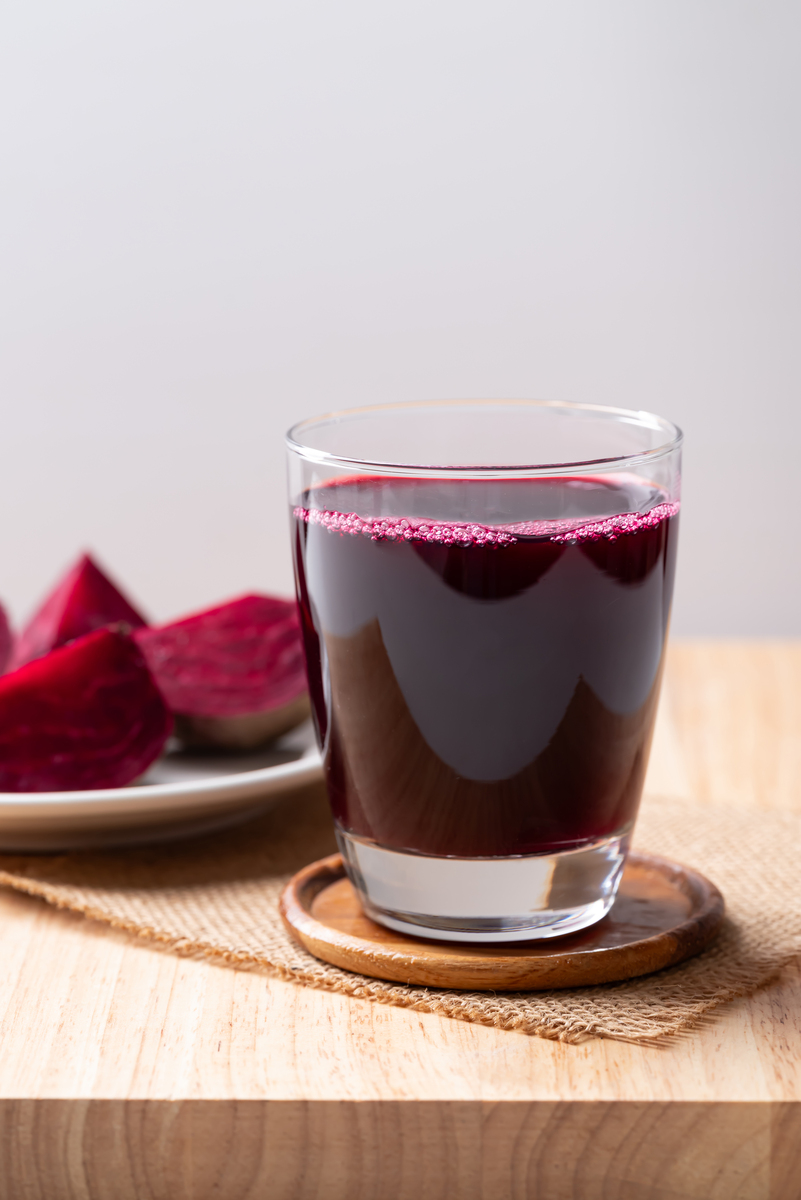 再帮我制作一个乌梅复合饮料材料不少于5个