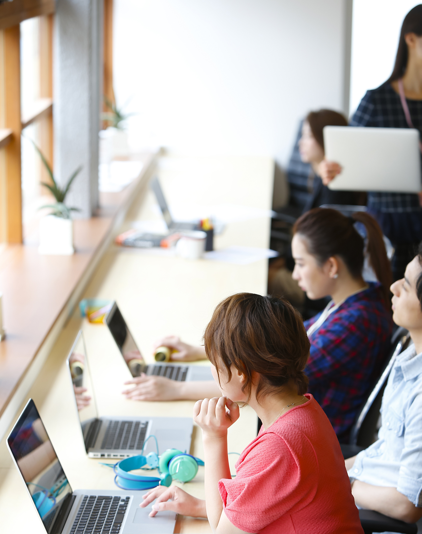 女生学计算机专业就业前景如何？优势、挑战和建议