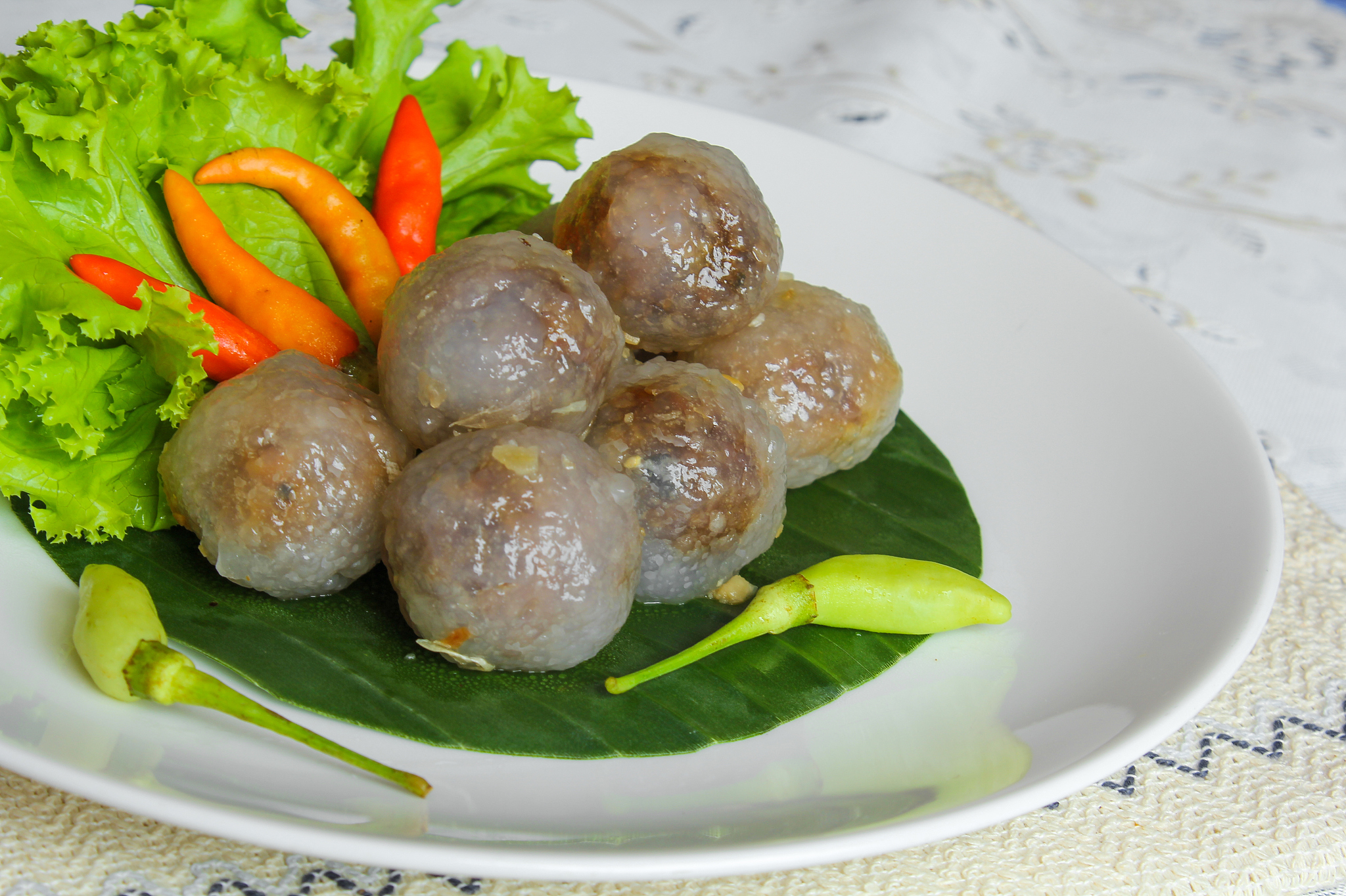 tapioca balls with pork filling