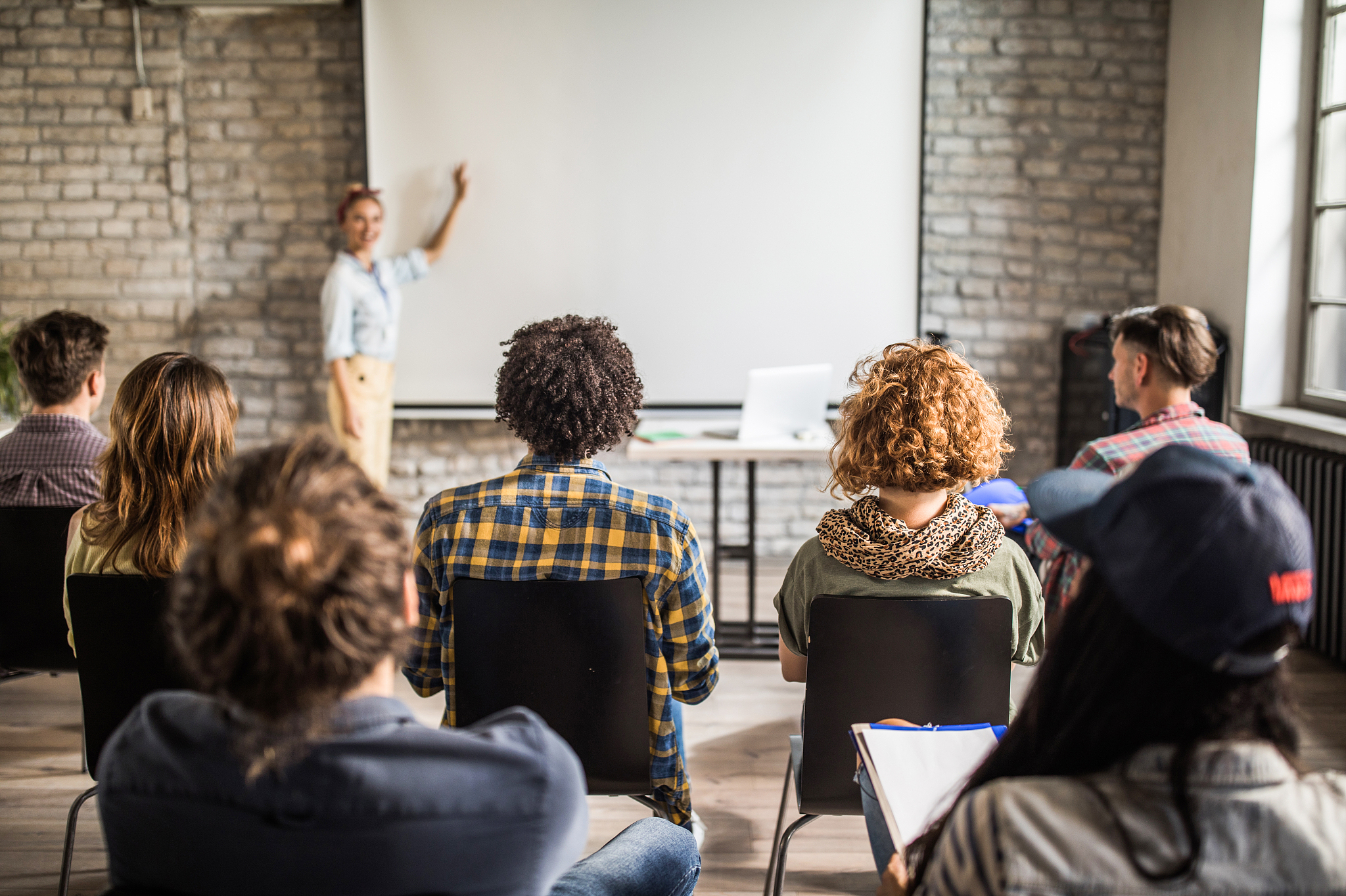 广州市华风汽车工业技工学校汽车保险公估与理赔要满足什么条件-好不好