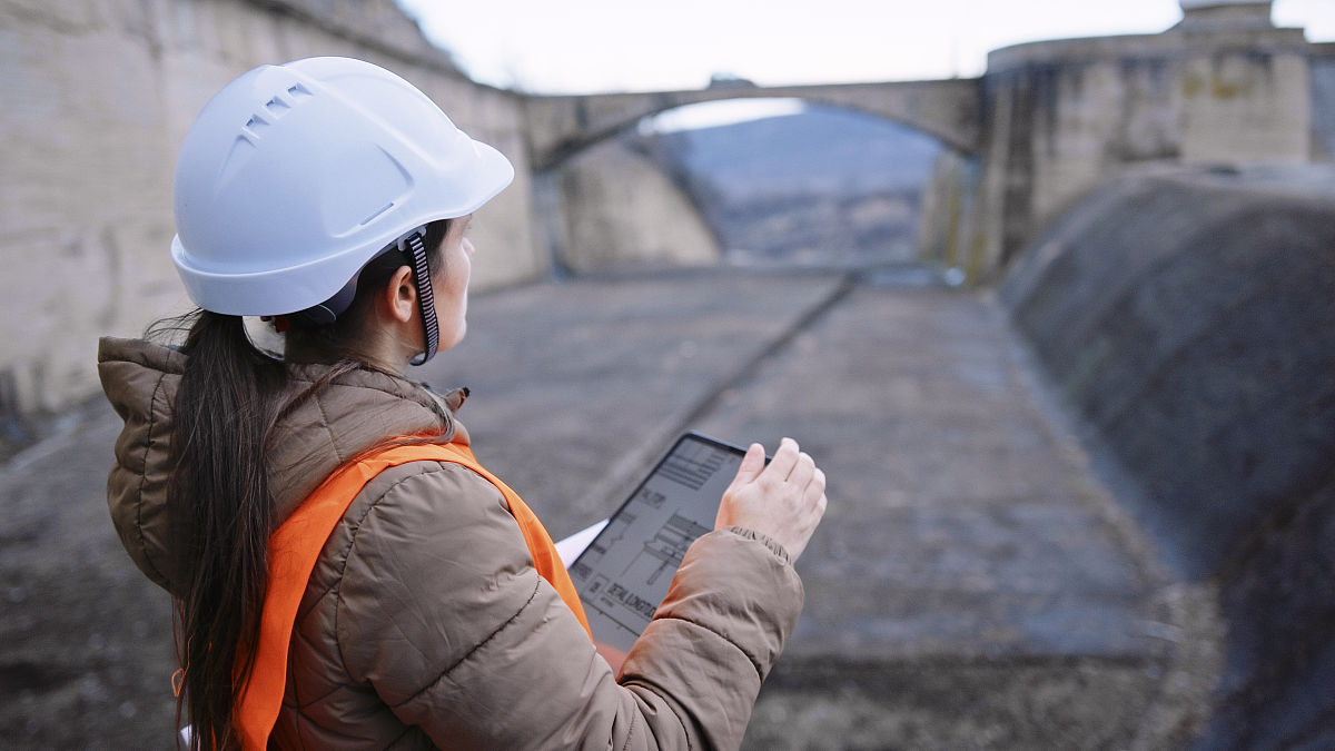 辽宁水利职业学院水利工程专业就业前景分析 - 98%就业率，未来发展潜力巨大！