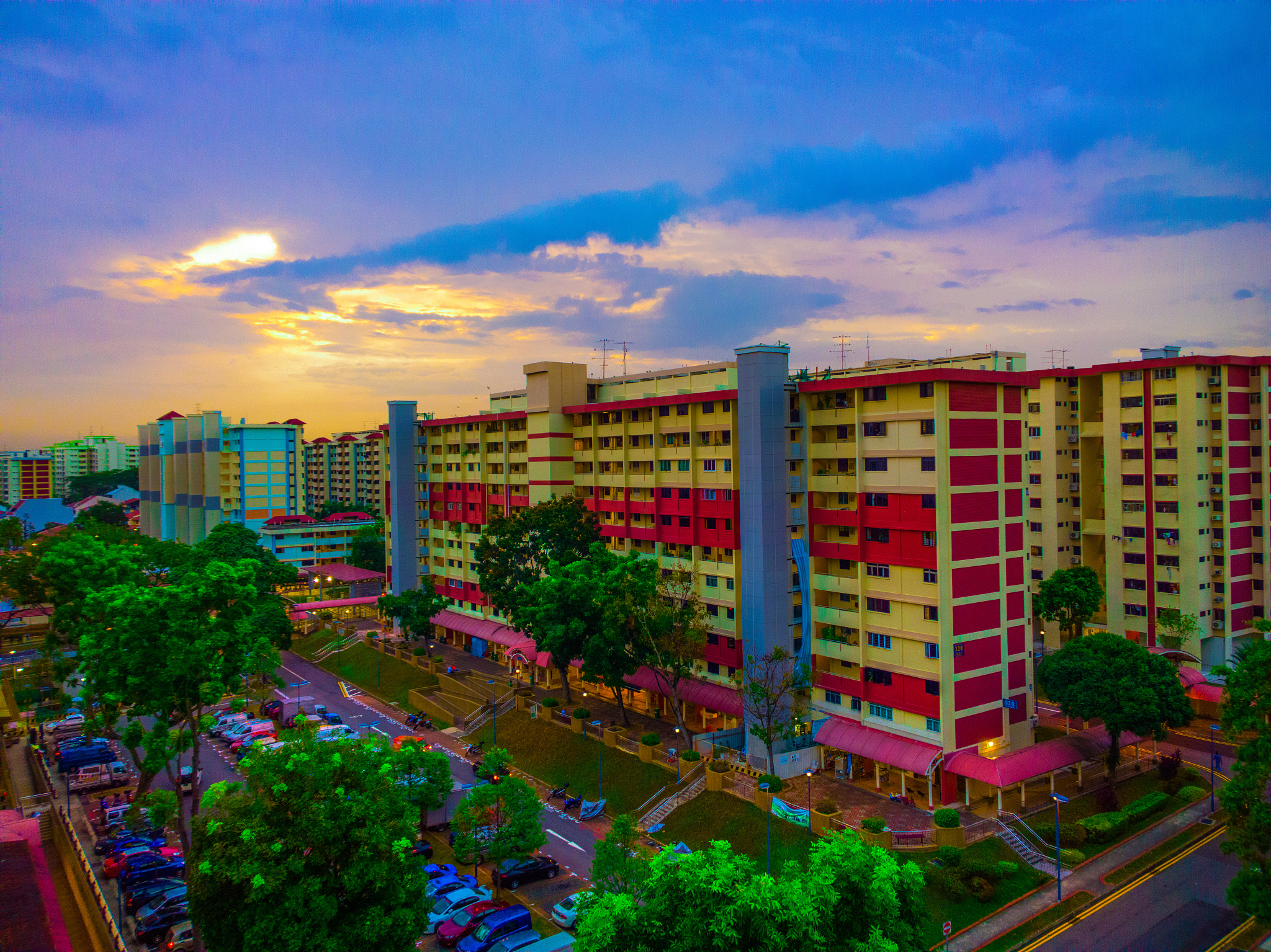 广东湛江市霞山区职业高级中学专业设置 - 机电、建筑、旅游等多个领域 广东湛江市霞山区职业高级中学专业设置 - 机电、建筑、旅游等多个领域