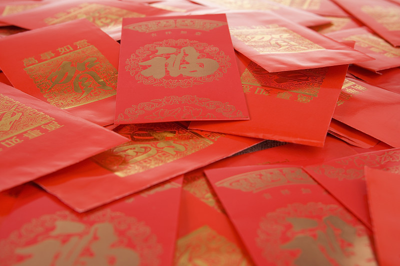 在农村我是一个姐姐弟弟结婚我拿了一万现在弟弟生孩子我要拿多少