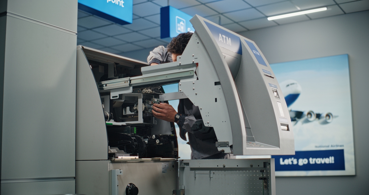 服装自动裁床品牌推荐：Gerber、Lectra、Tukatech、Eastman、Zünd