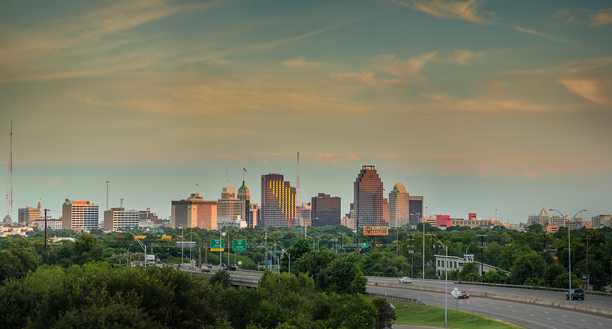 downtown san antonio skyline