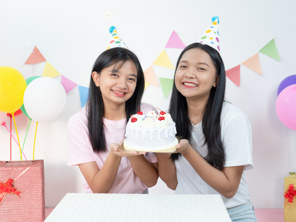 美女闺蜜生日图片配图唯美