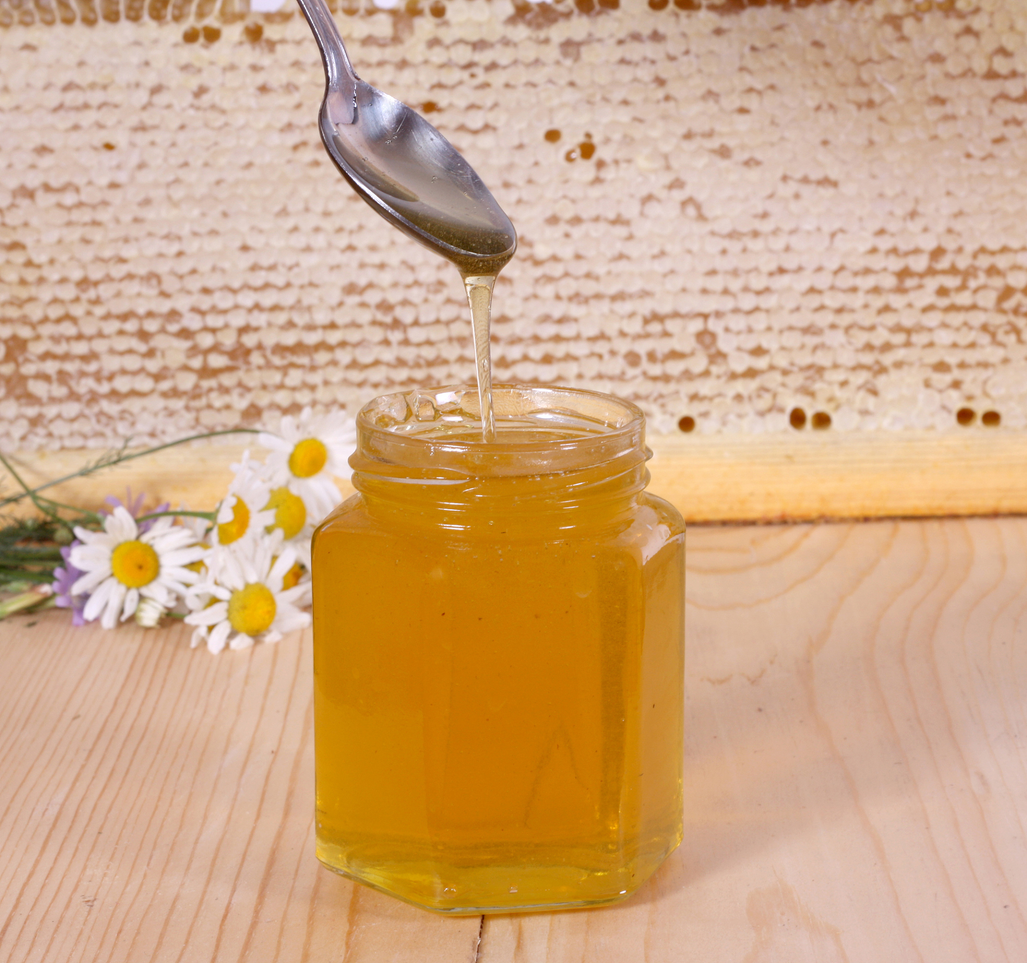 给我一个关于野生蜂蜜柑橘蜜的300字短视频文案