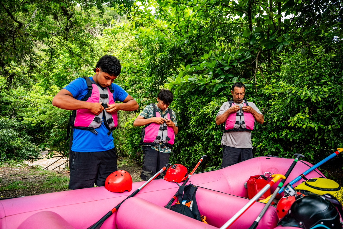 激流划船安全指南：根据个人喜好和技能选择合适的挑战