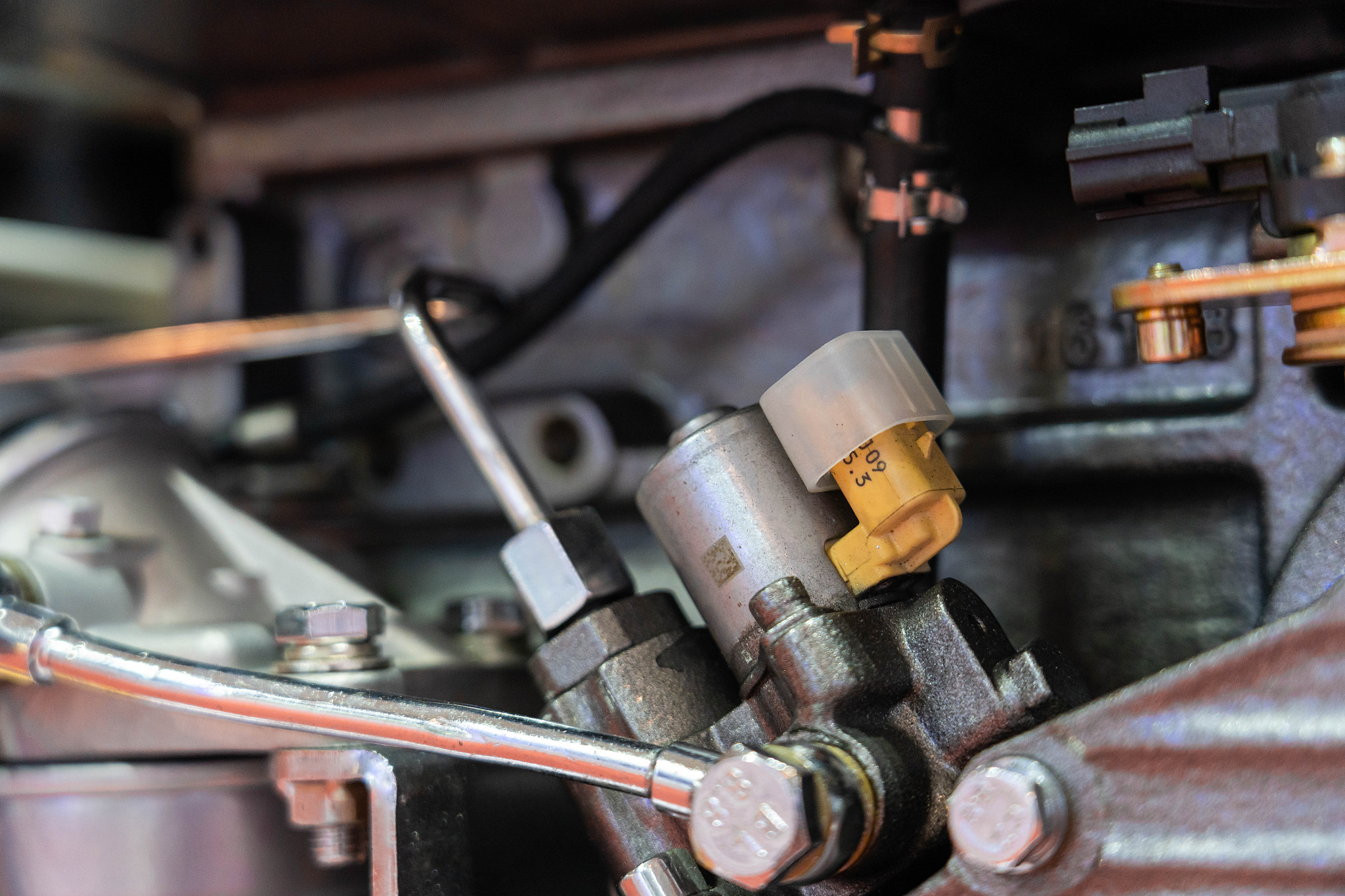 卡特的喷油器也叫泵喷嘴 喷油器 单体泵吗