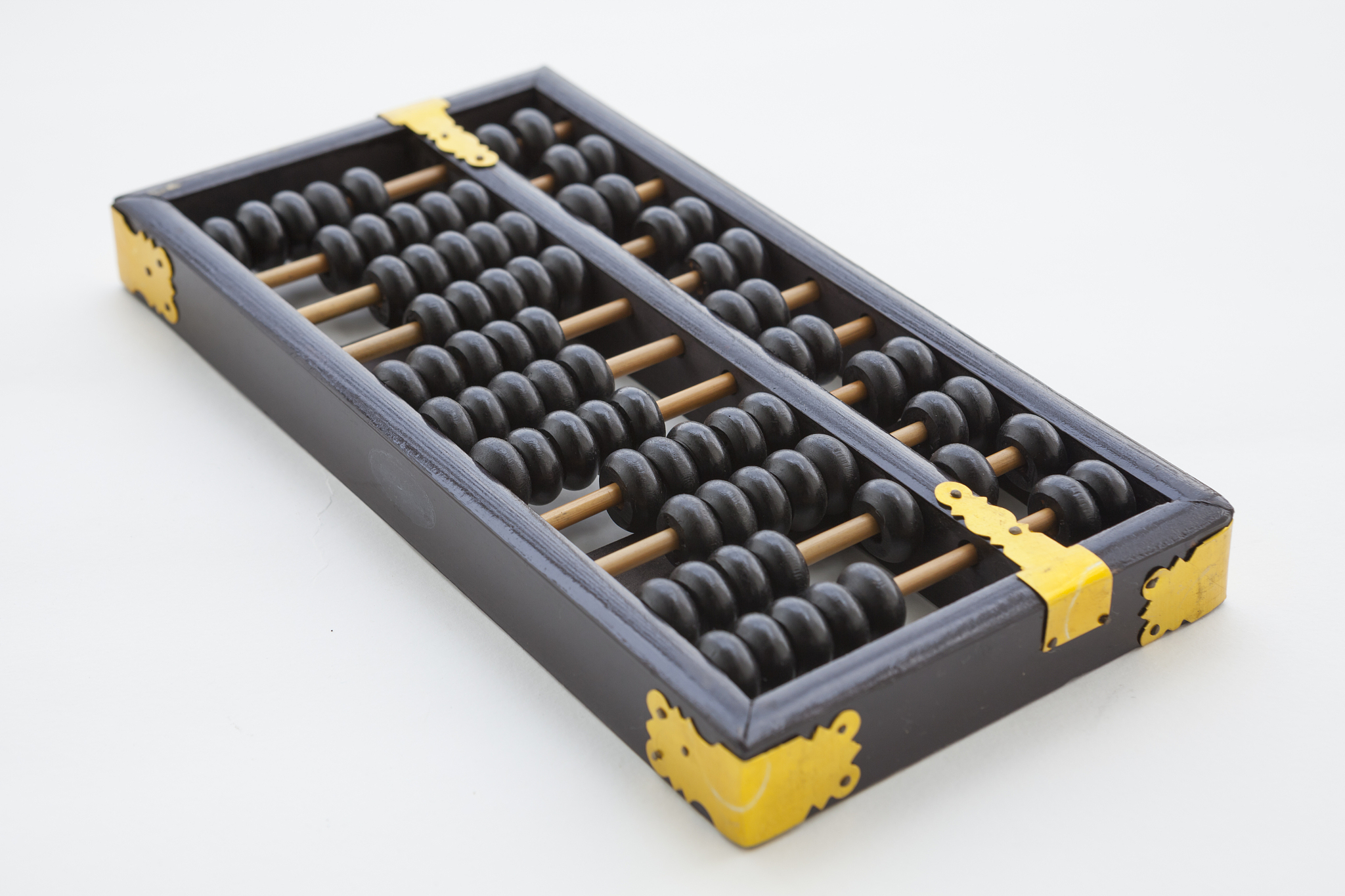 1946=60 等号前面加1等于等号后面的减1分别用下面每一行的数字减去1946算出差值并输出这个差值在用60减去每一行的的差值1989197419811972197019701943198019871965