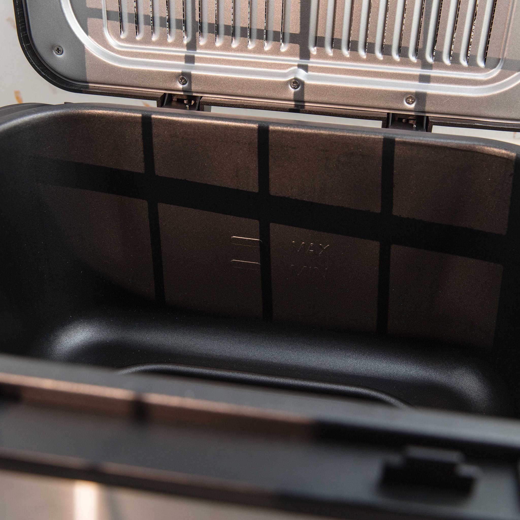 电炒锅不加热什么原因