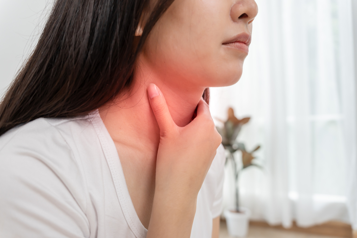 喉咙痛吞咽疼是什么情况