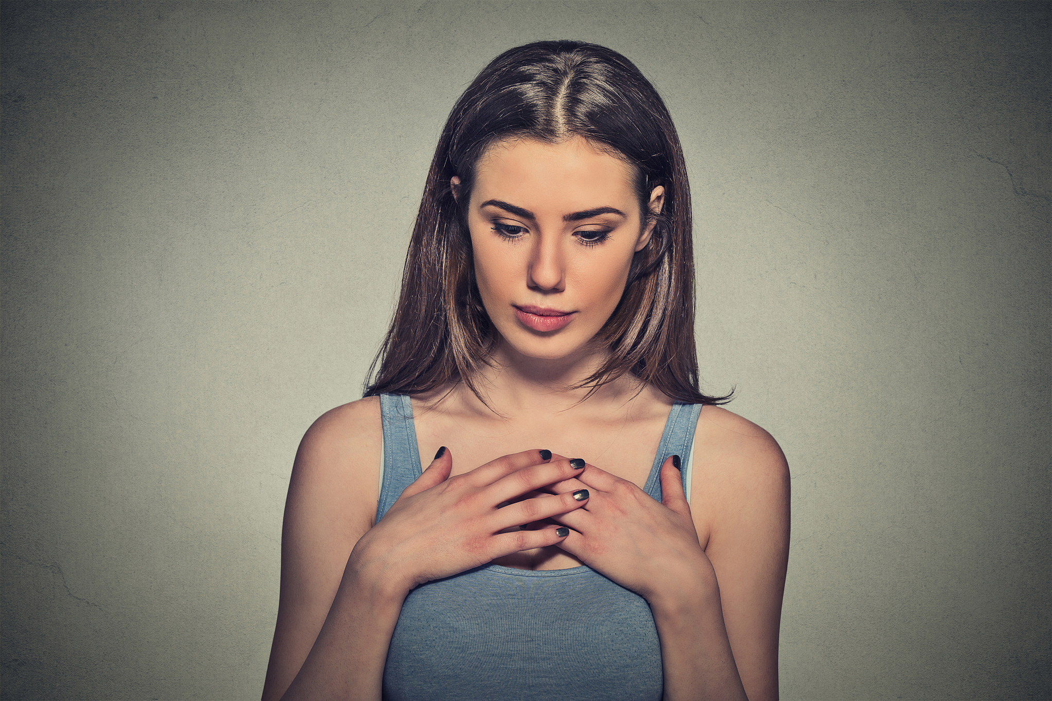 扭扭捏捏：含义、表现及原因