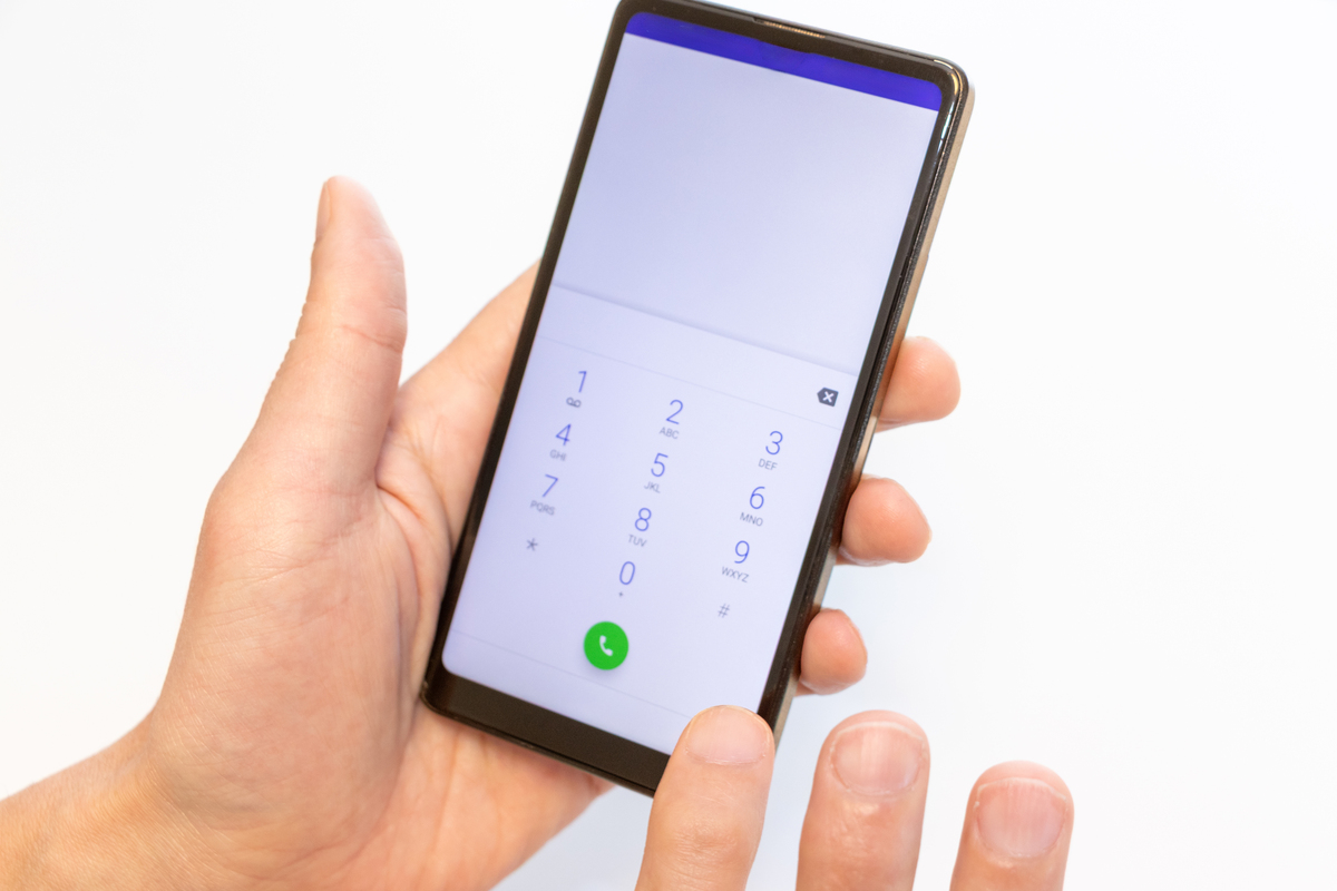 vue2中touchstart和touchend如何实现长按功能