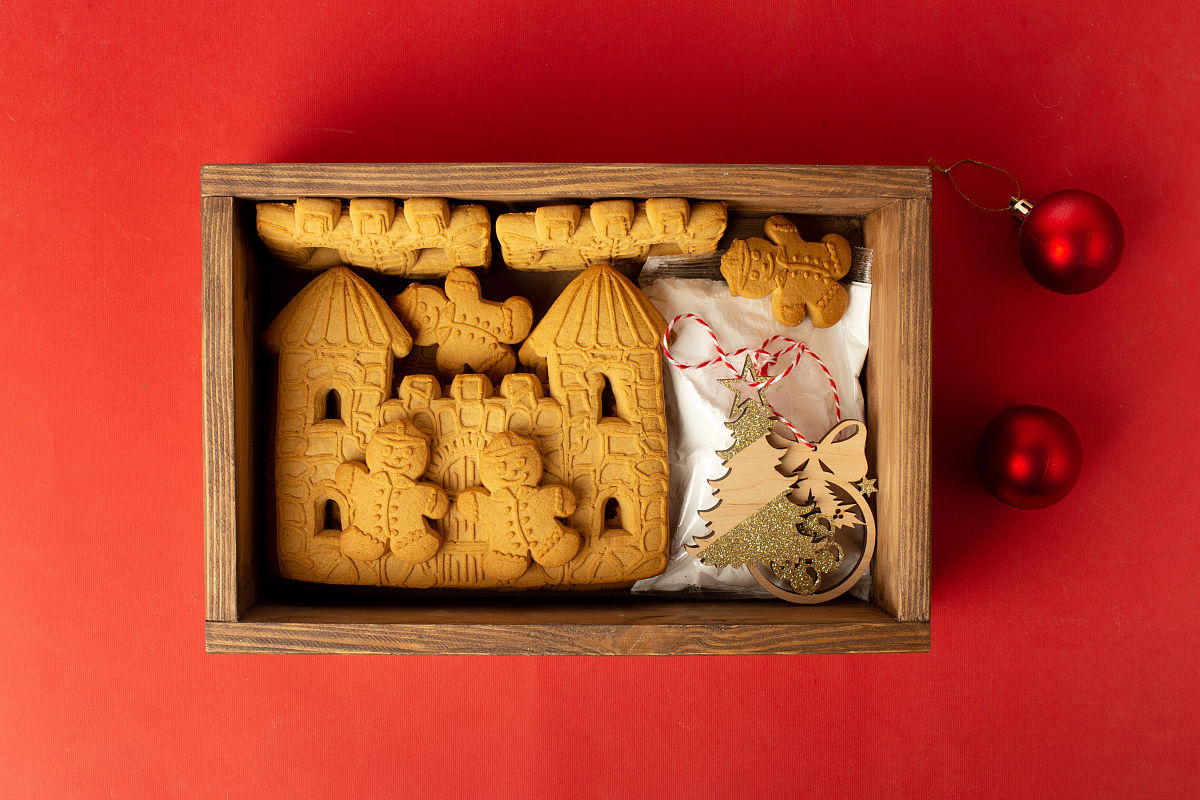 论文致谢：感谢所有帮助我完成论文的人