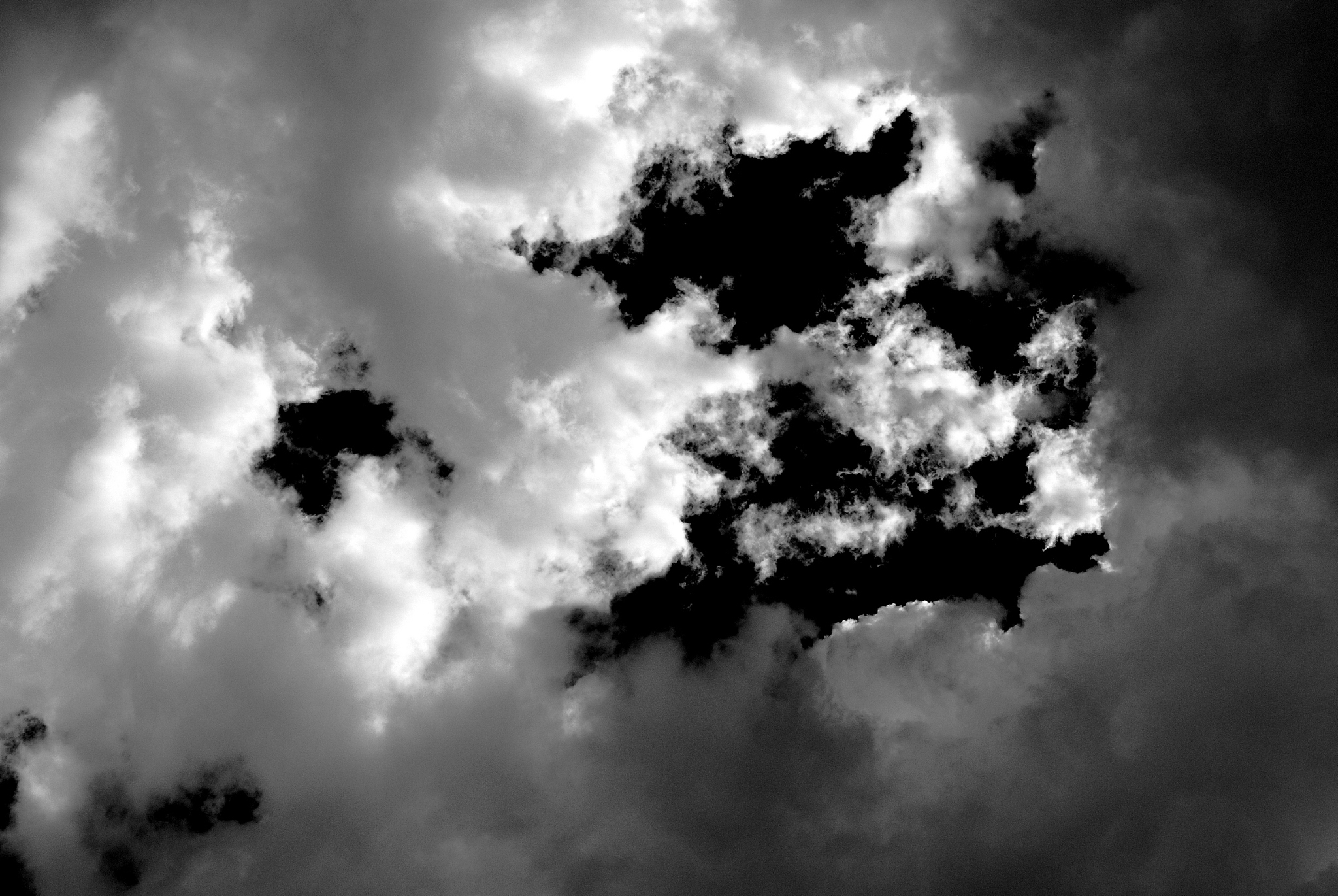 clouds black and white