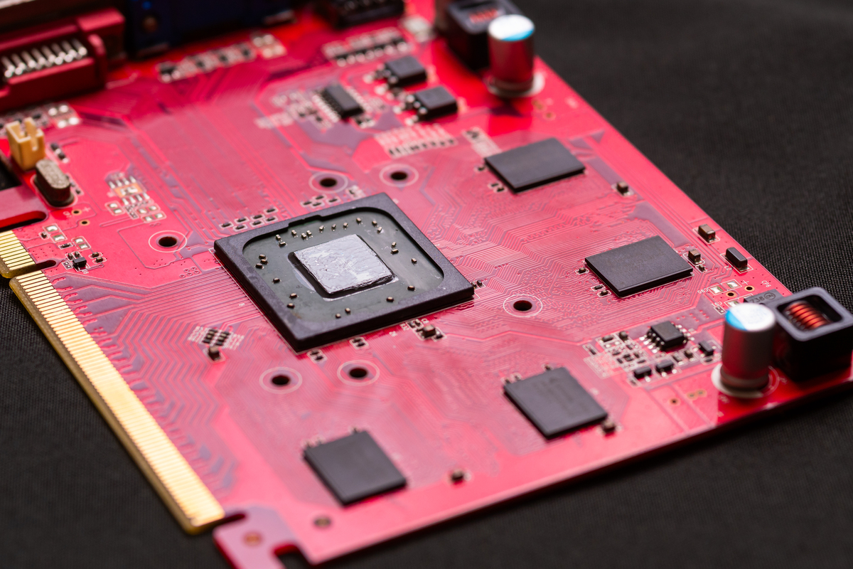 AMD RX 560 Graphics Card: 1080p Gaming Performance & Budget-Friendly Choice