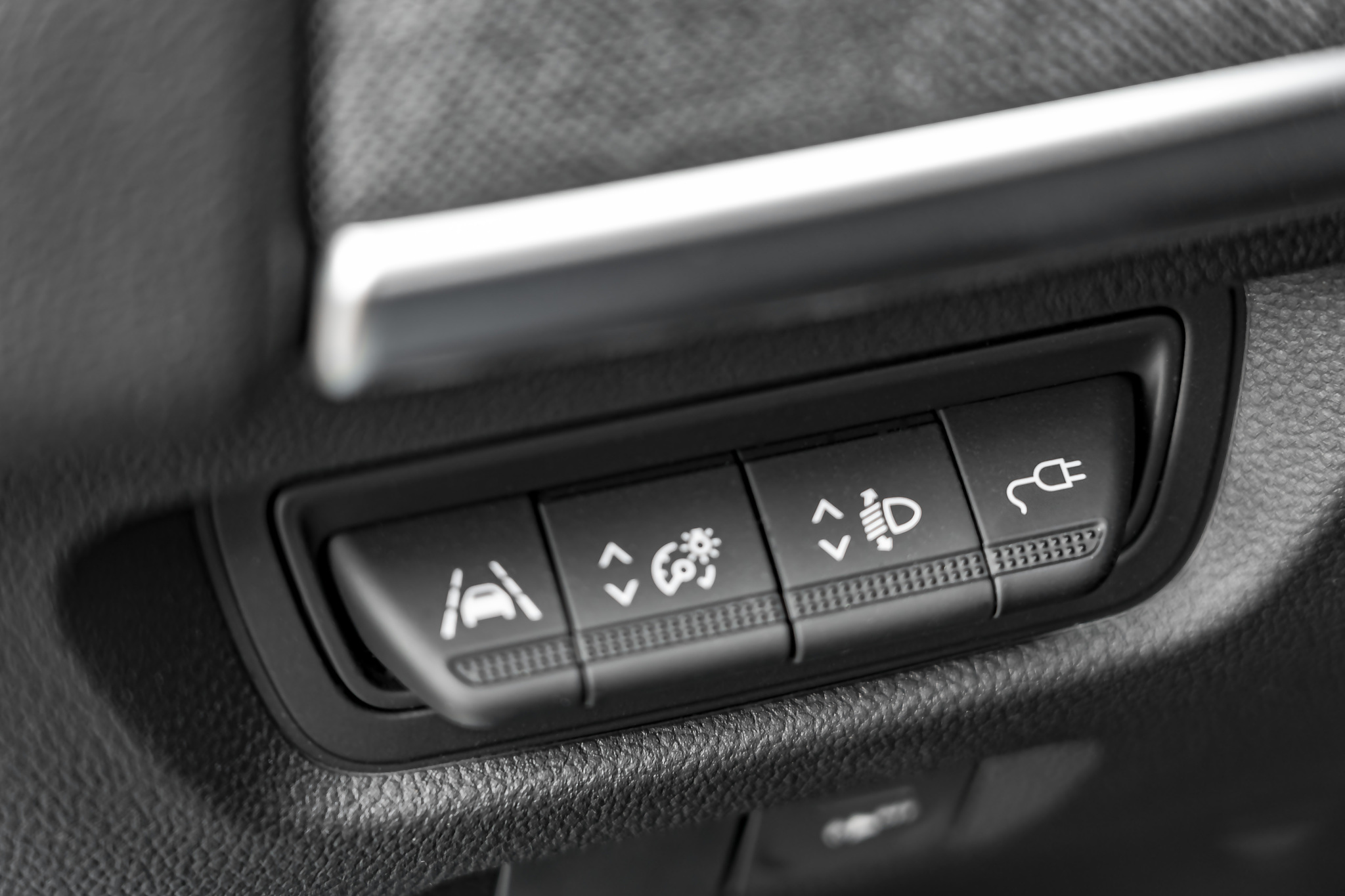 甘肃交通职业技术学院汽车营销与服务专业怎么样？优势分析与就业前景