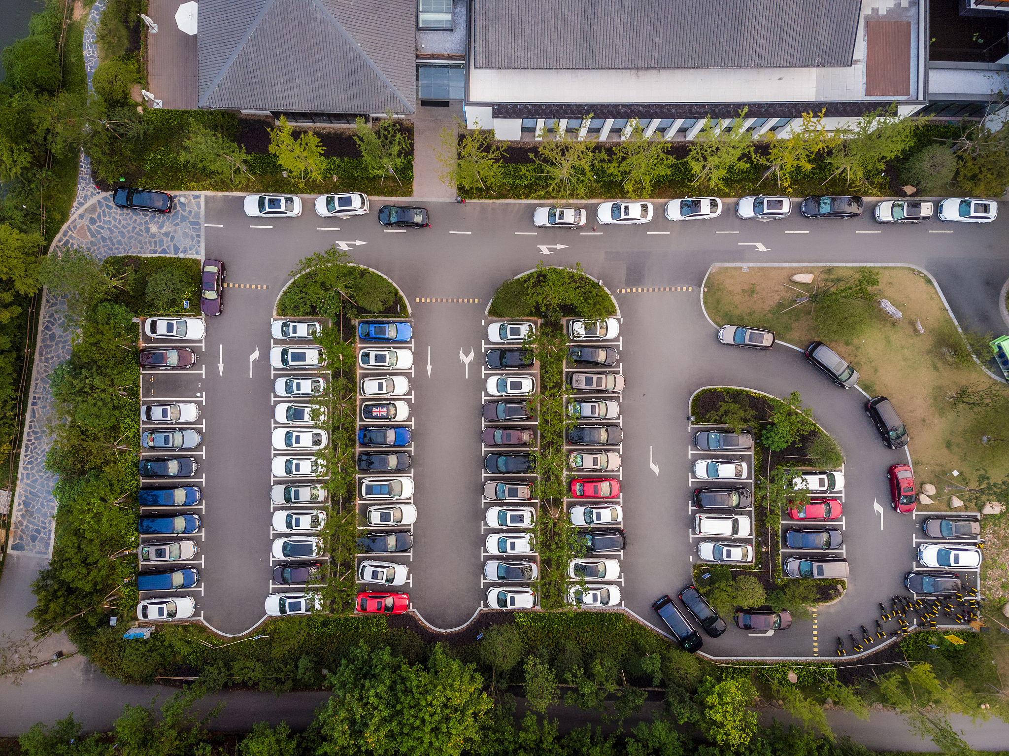 广州海珠区免费停车指南：小区、公共场所、路边停车全解析
