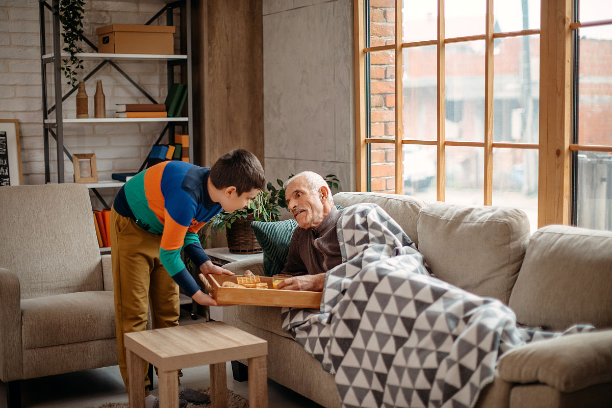 成都公立卫校医学类专业就业前景分析 - 职业规划与发展