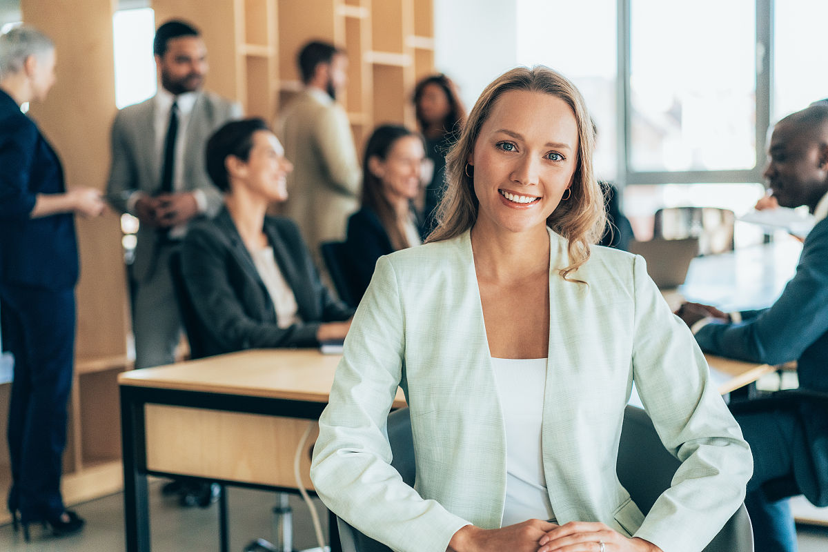 有什么好办法和很强势的女人打交道