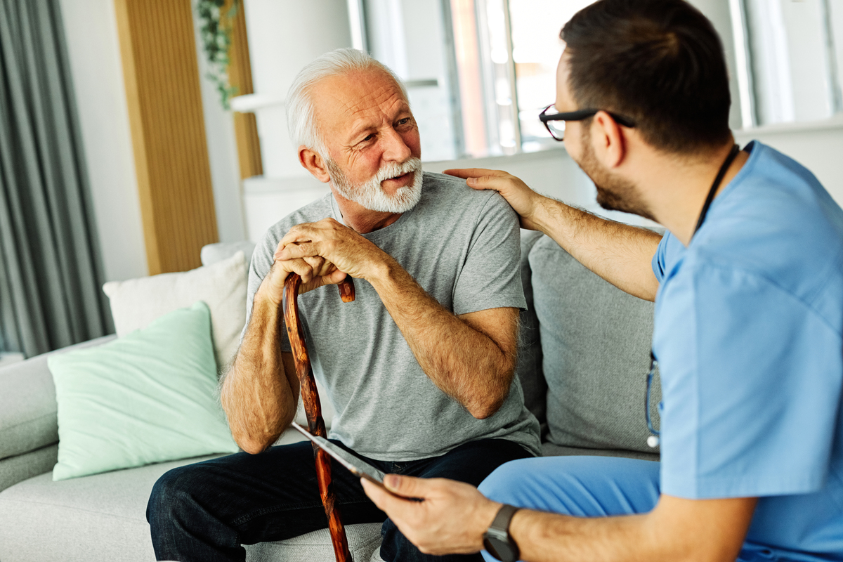 护士工资一般多少 幼师和护士哪个工资高