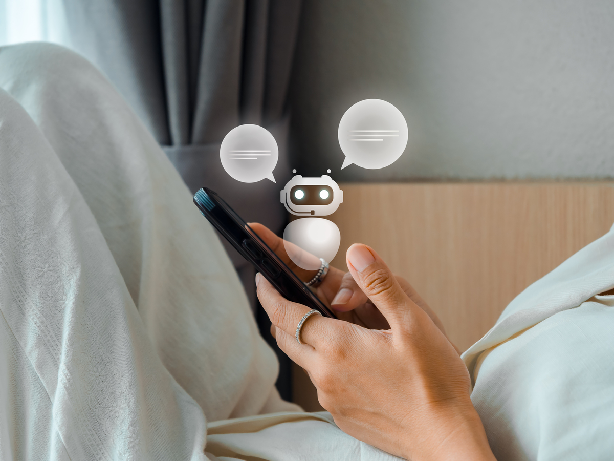 能陪我聊天吗？