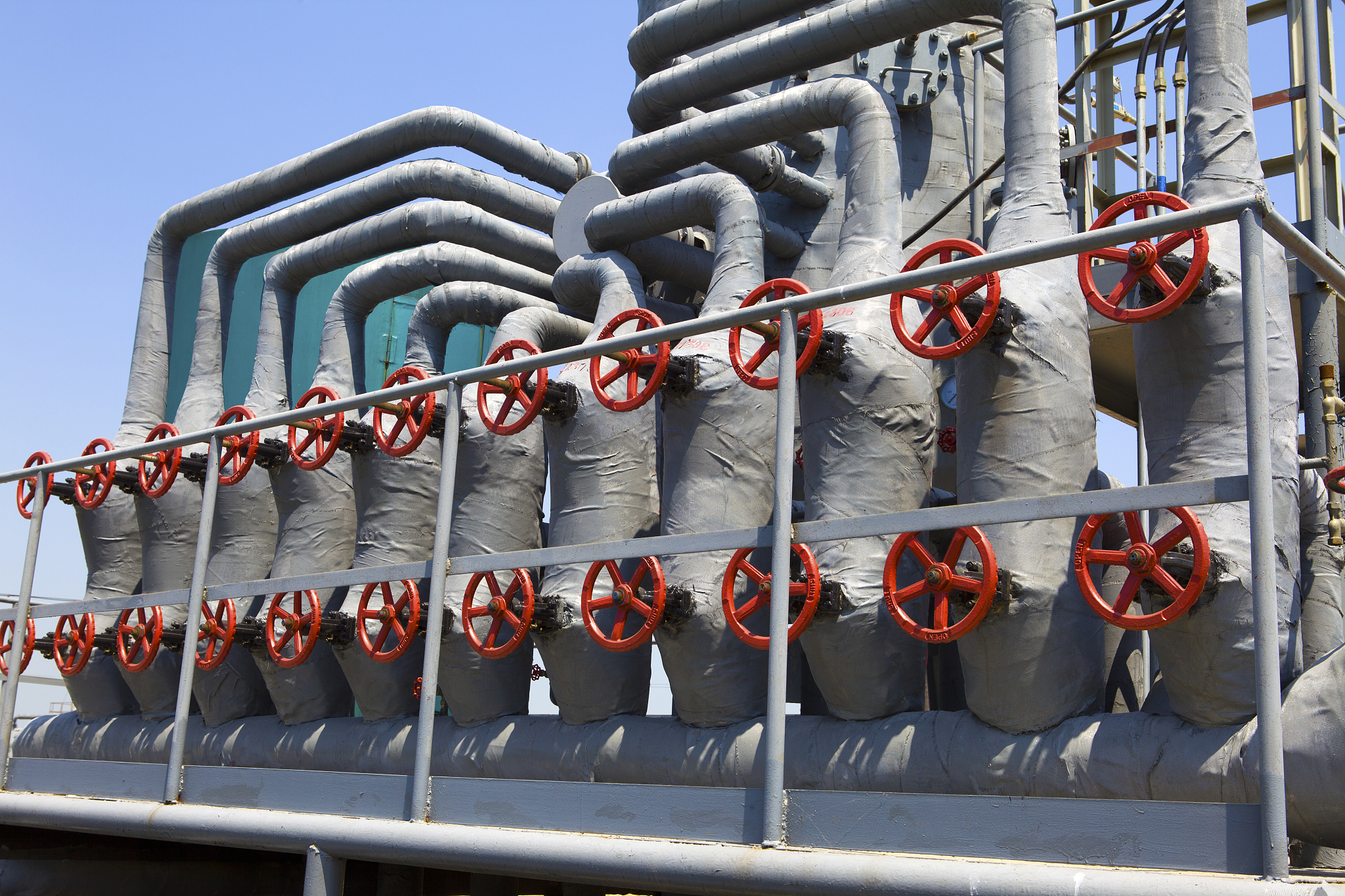 钢管式省煤器的排列方法为错列有什么优点和缺点